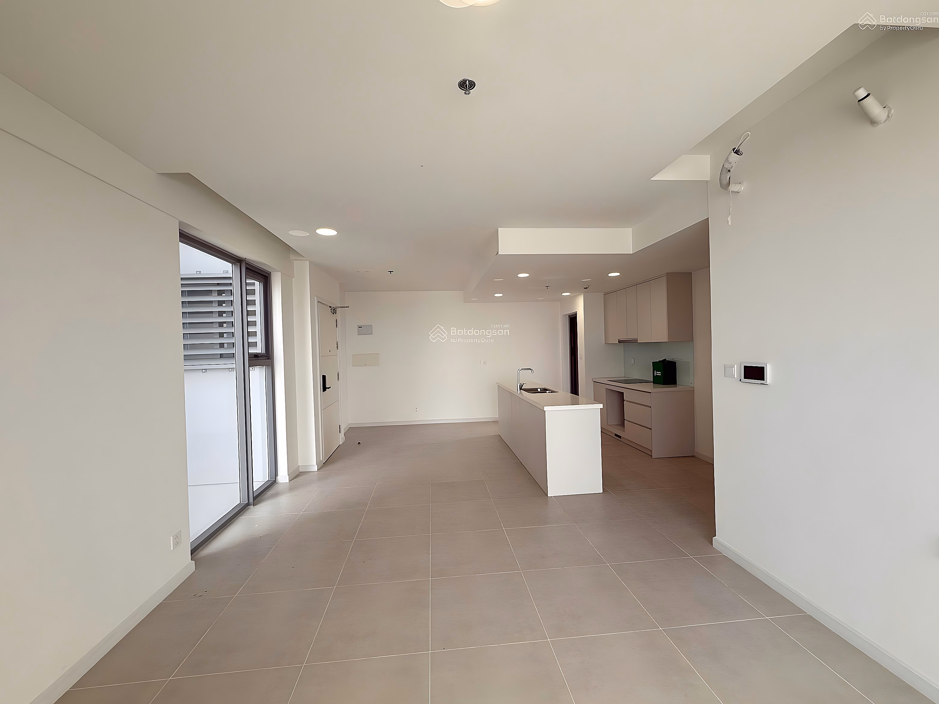 A single apartment with 3 bedrooms, 2 bathrooms, 107m2, rent for only 14 million/month, 2 bedrooms with full interior space, 14-15 million***