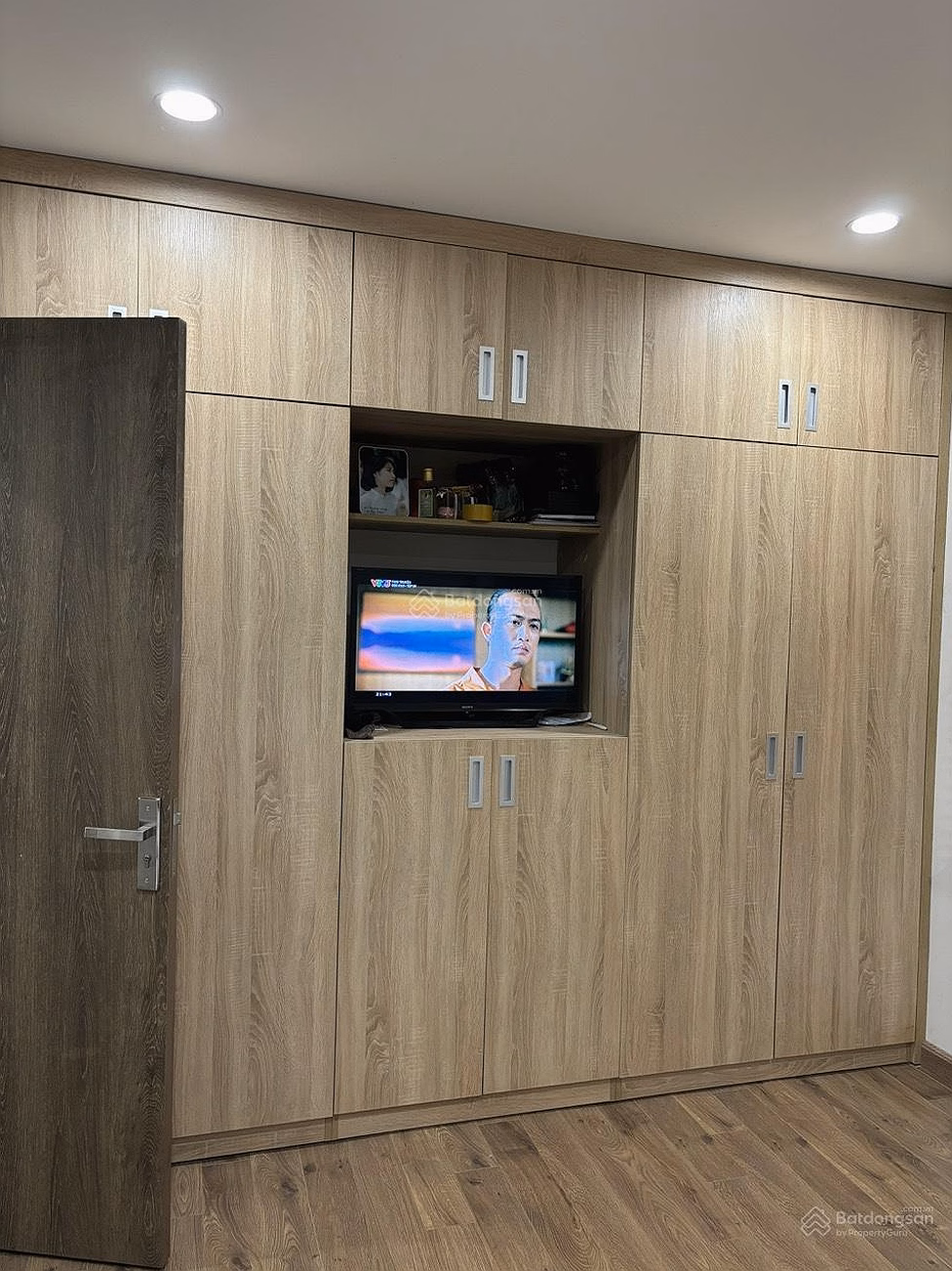 (New apartment with good price) Urgent sale of 2 bedroom/2 bathroom apartment, area 85m2, price 7 billion, middle floor - view Southeast of Thong Tan Xa CC