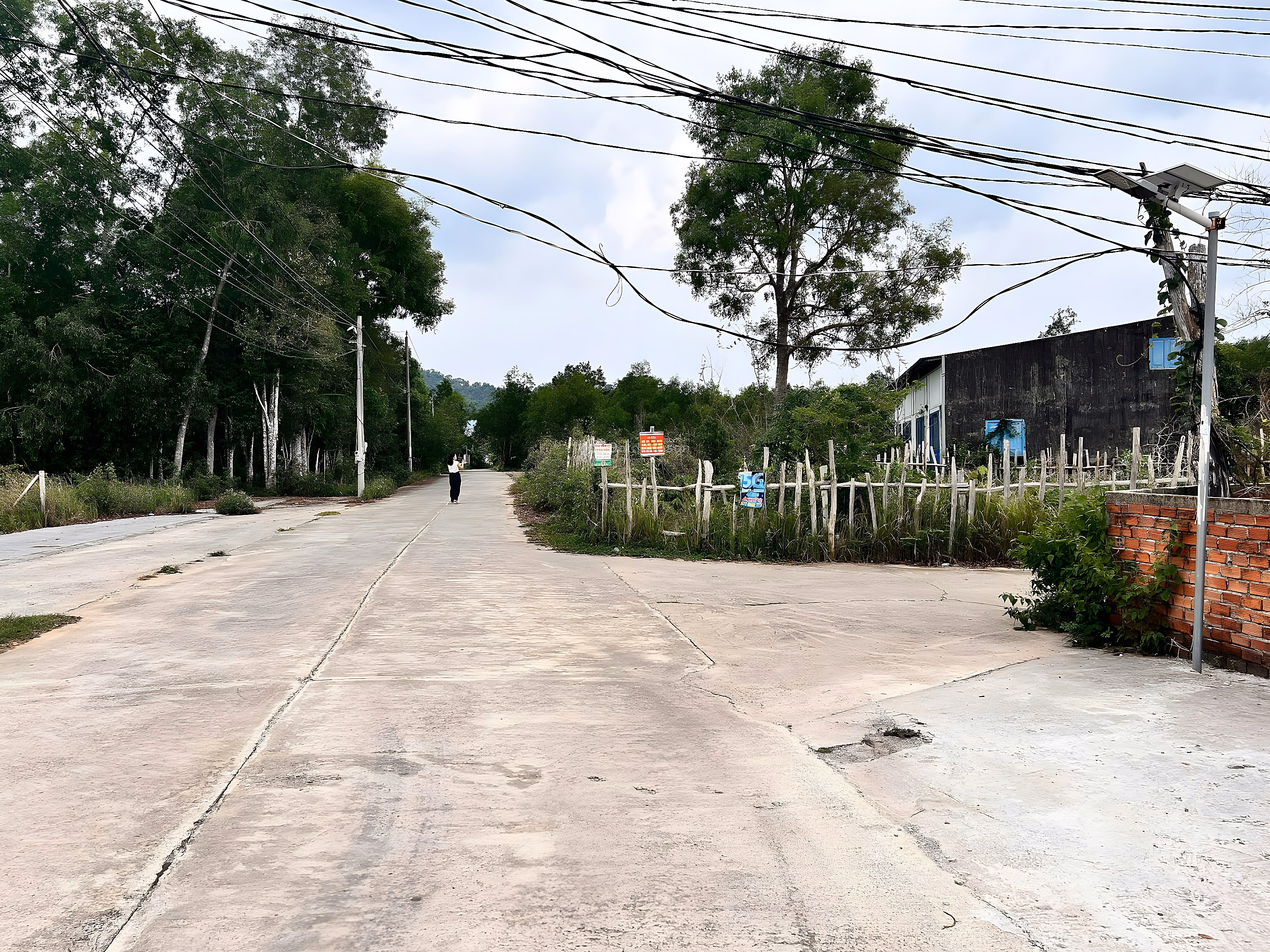 Selling 120m² residential plot fronting Trung Doan street, good price only 2.2 billion