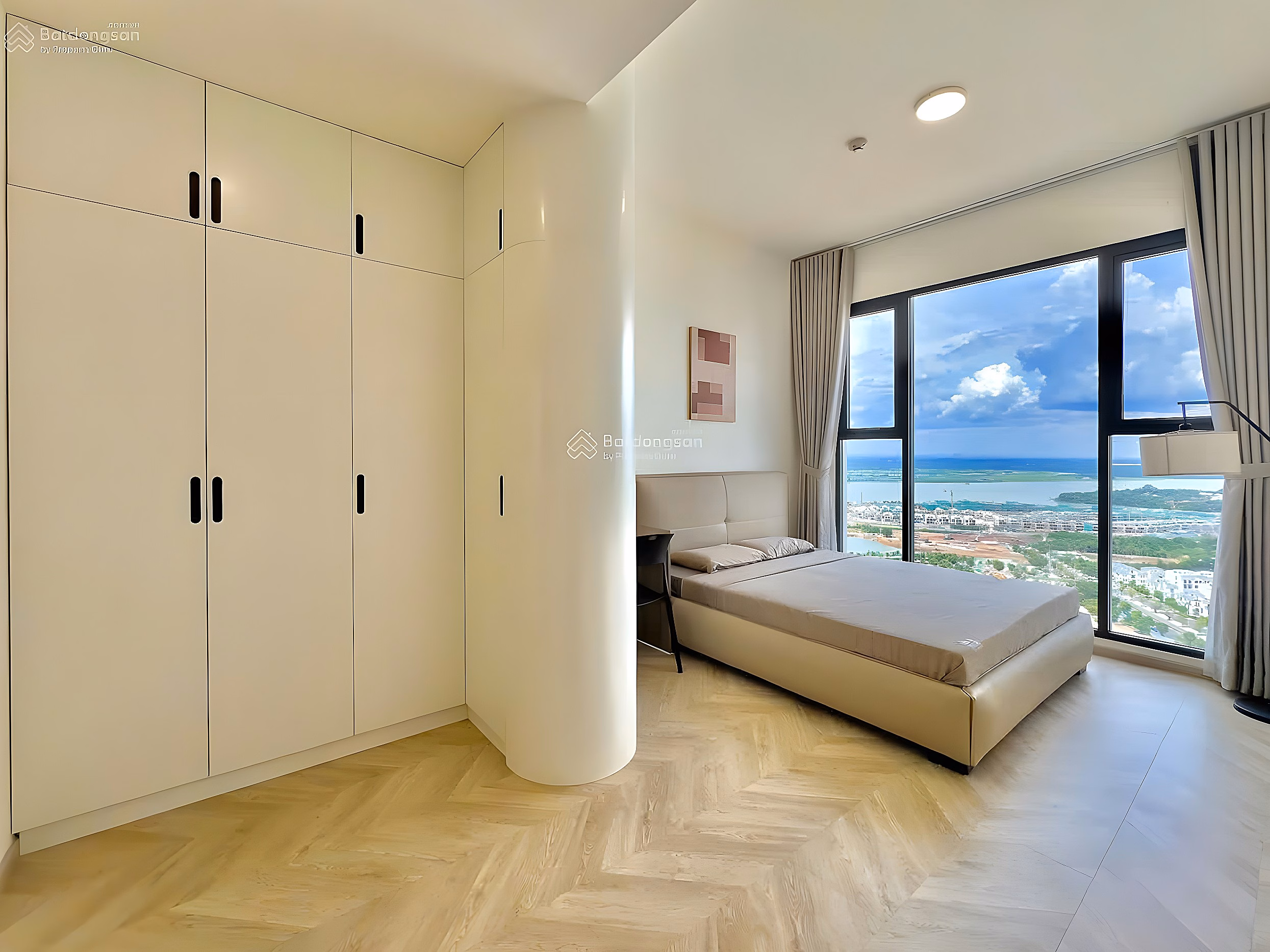 3 bedrooms for rent, fully furnished, beautiful view of 36ha park, price only 23 million Vinhomes Grand Park