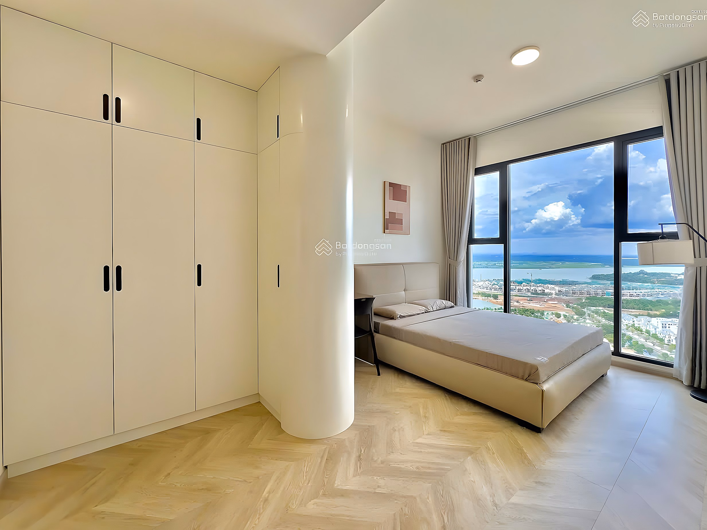 3 bedrooms for rent, fully furnished, beautiful view of 36ha park, price only 23 million Vinhomes Grand Park