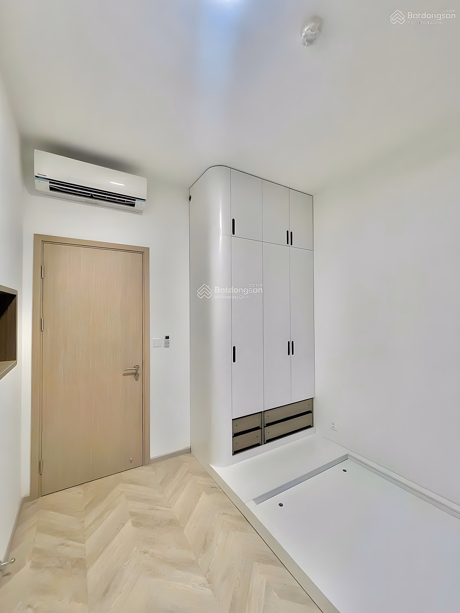 3 bedrooms for rent, fully furnished, beautiful view of 36ha park, price only 23 million Vinhomes Grand Park