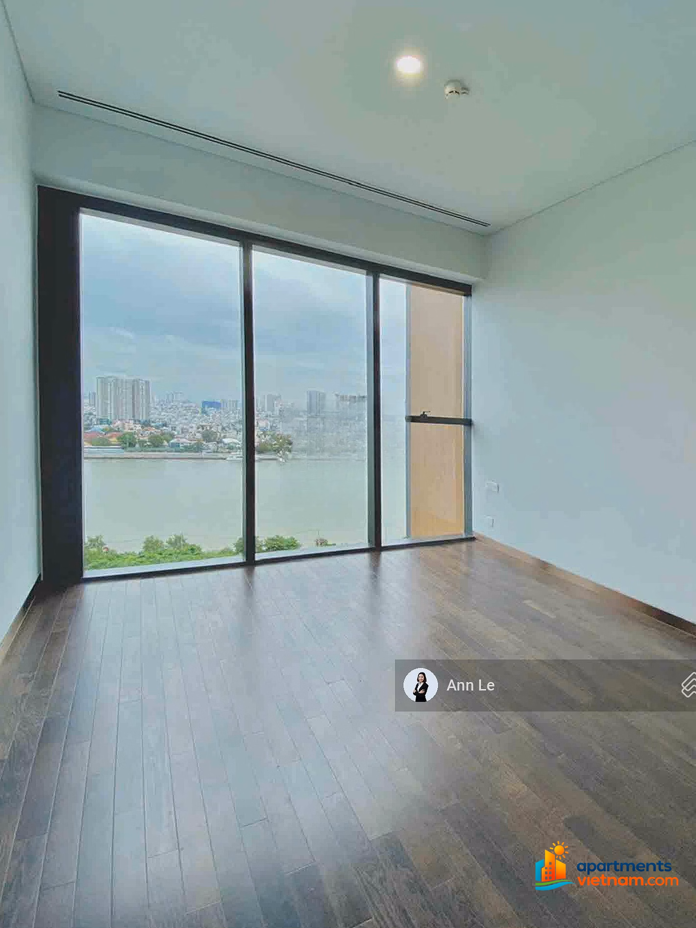Penthouse Cove Residence Empire City NTCB house for sale