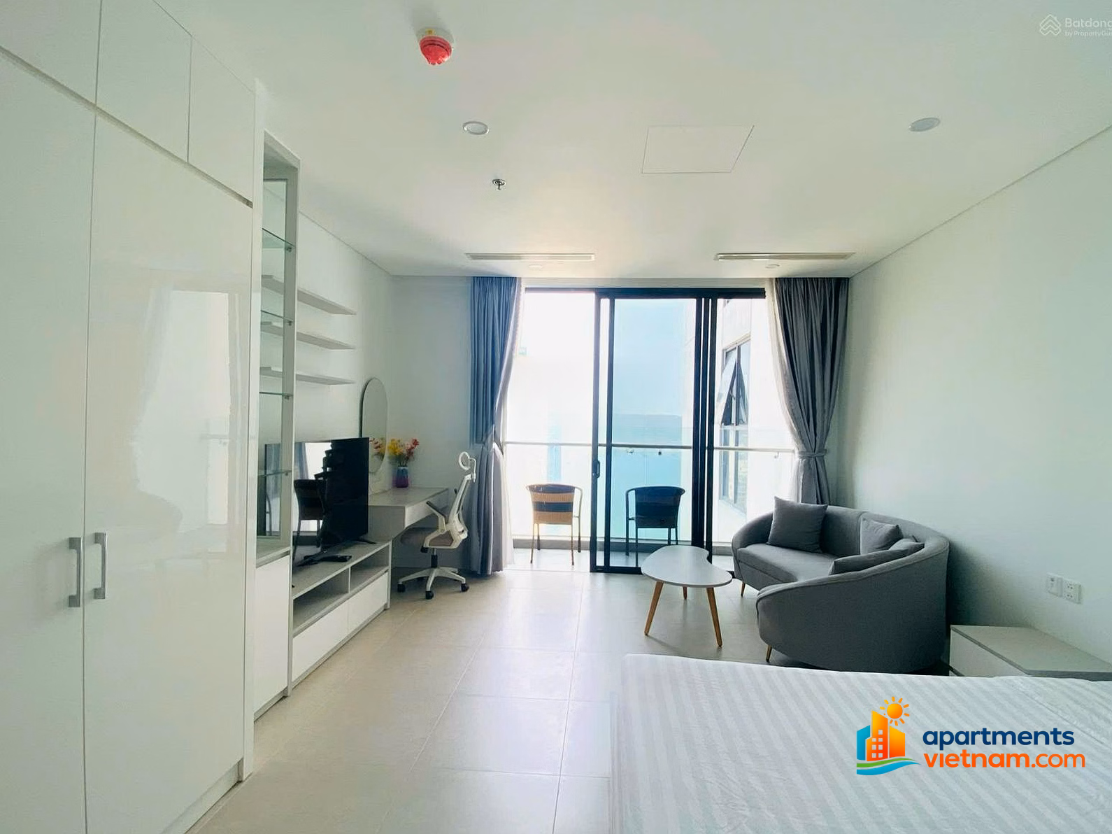 Scenia Bay Nha Trang studio apartment for urgent sale for only 3 billion 250 million with beautiful sea view interior
