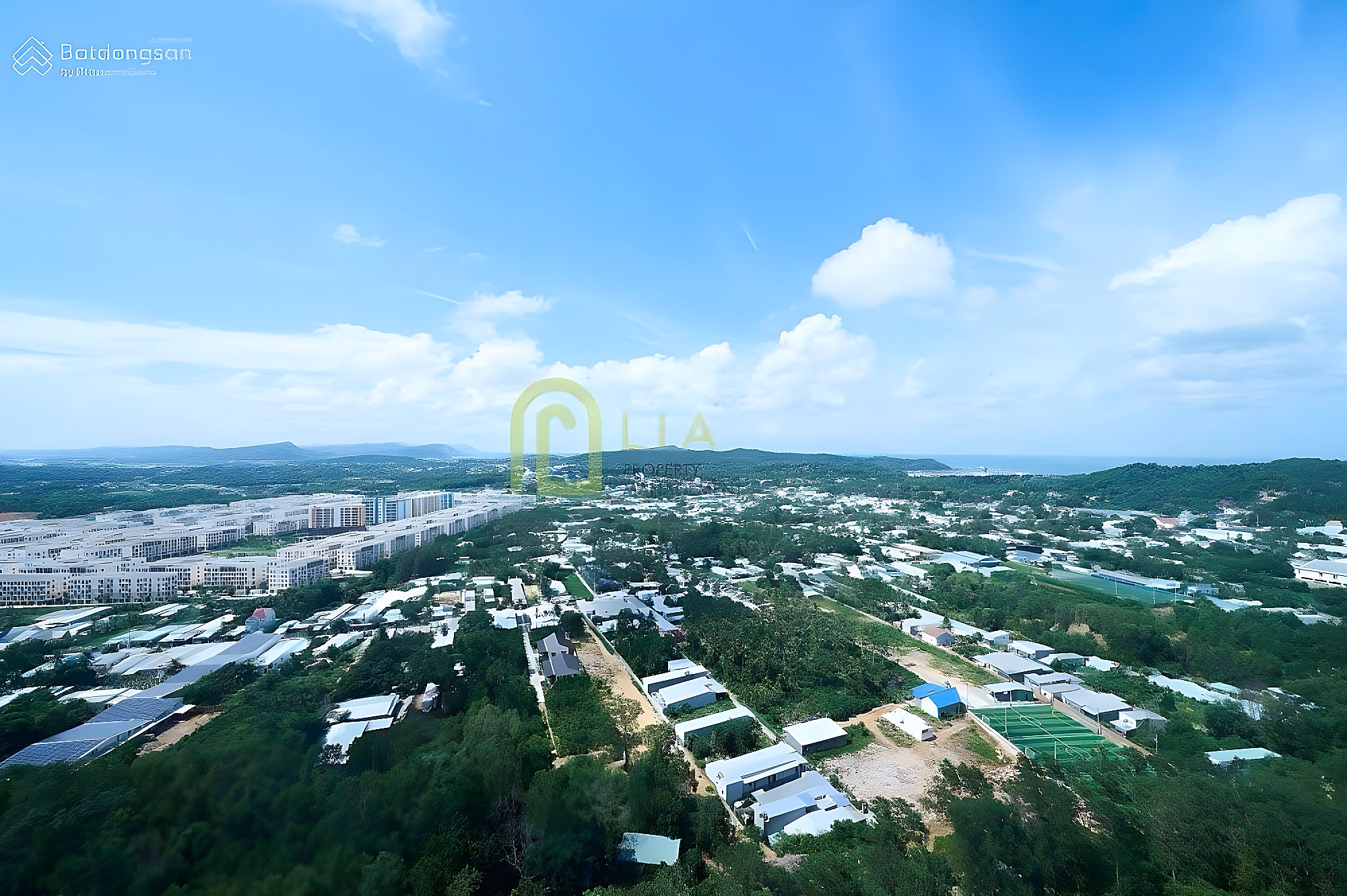 I am the owner of the Sun Grand City Hillside studio apartment for rent day - month - year, Phu Quoc Special Zone
