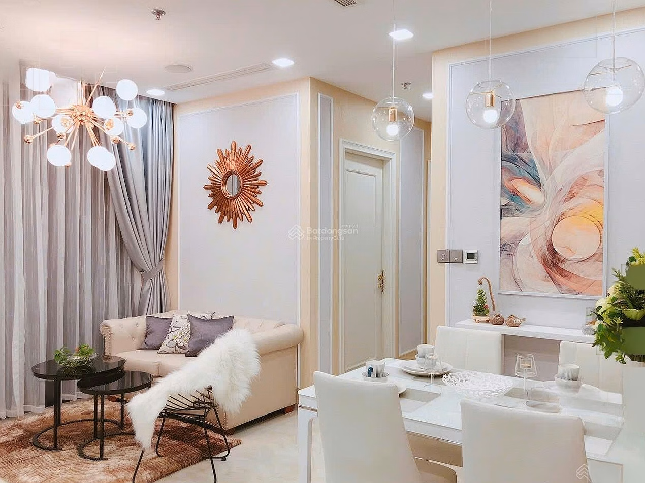 Luxury apartment for rent at Vinhomes Golden River Ba Son District 1, city center. LH Thang Vo