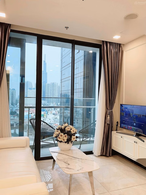 Luxury apartment for rent at Vinhomes Golden River Ba Son District 1, city center. LH Thang Vo