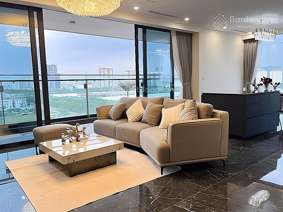 Urgent sale! Selling 3 bedrooms T&T 120 Dinh Cong, fully furnished, area: 100m2, price 8.3 billion, red book available