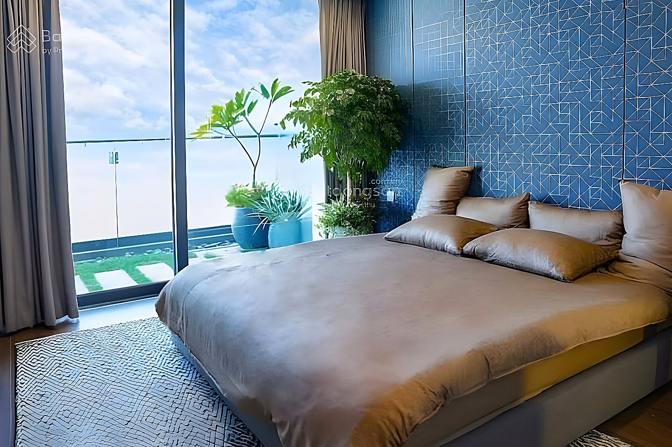Urgent sale! Selling 3 bedrooms T&T 120 Dinh Cong, fully furnished, area: 100m2, price 8.3 billion, red book available