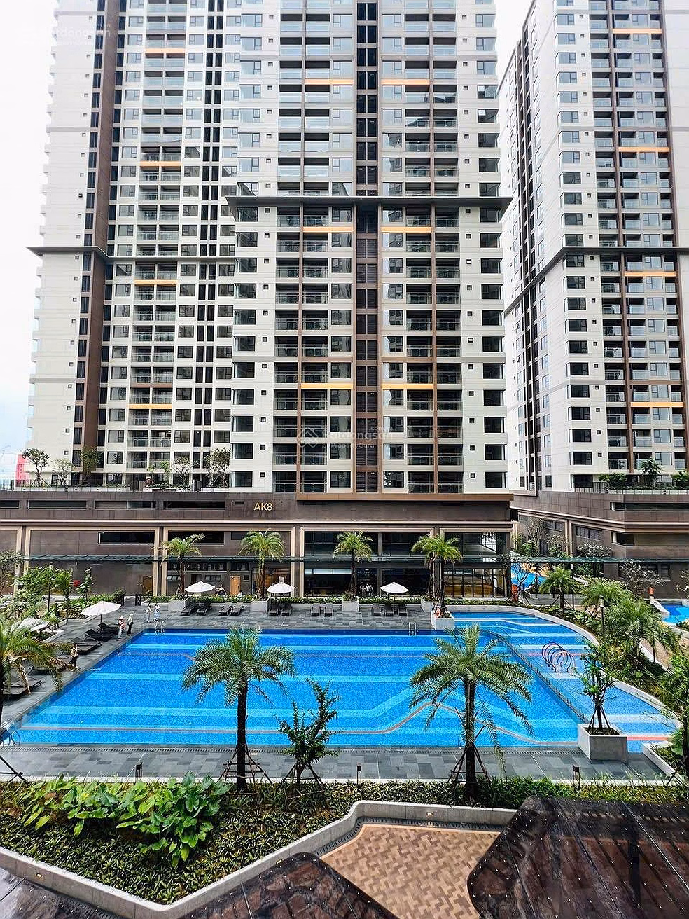 Urgent sale 80m² 2 bedrooms 2 bathrooms, cheapest price 4.5 billion on the market, view to District 1, pink book. HT 70%***