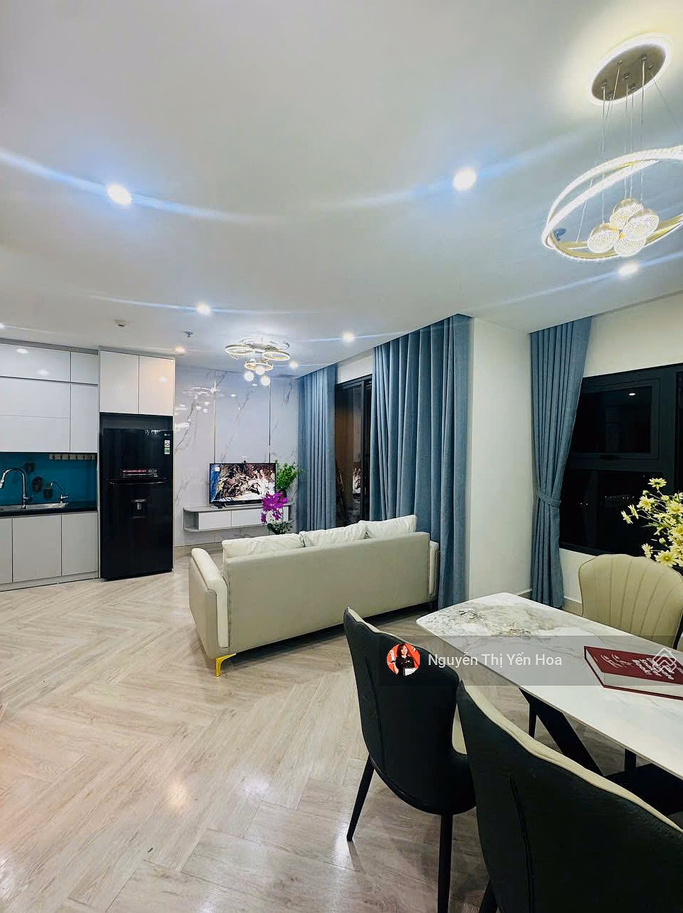 The owner wants to urgently sell a 2N2W apartment on the corner of building S1.06 Vinhomes OCP. Beautiful, airy view, fully furnished as in the photo