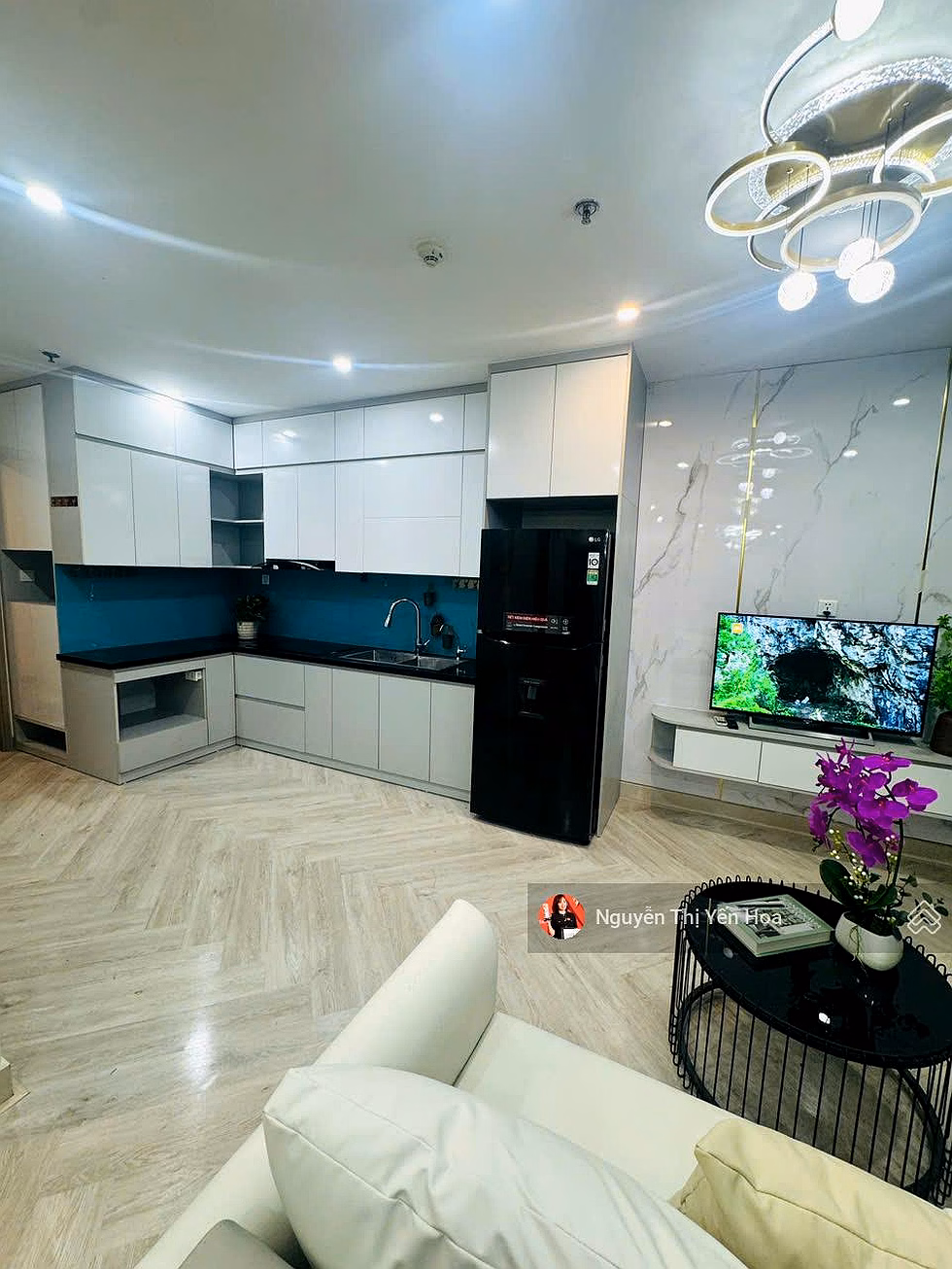 The owner wants to urgently sell a 2N2W apartment on the corner of building S1.06 Vinhomes OCP. Beautiful, airy view, fully furnished as in the photo
