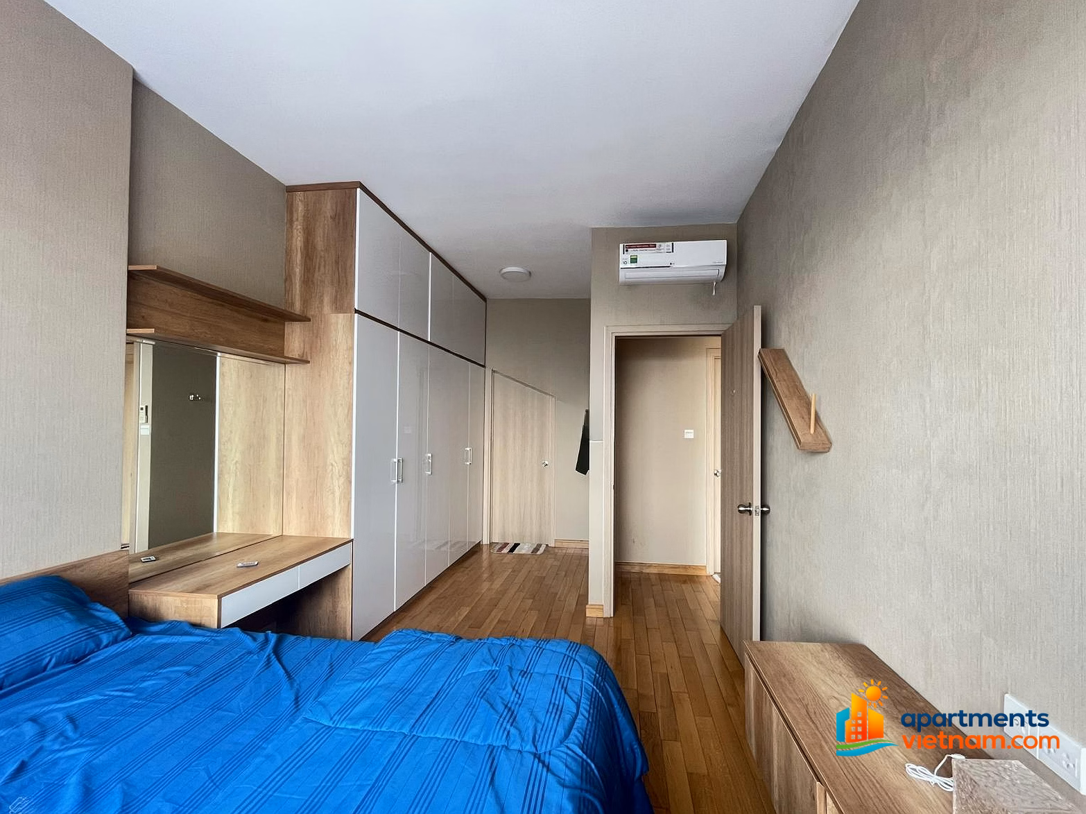 Pink book ready - Selling 2 bedroom apartment on high floor, cool Southeast river view at The Sun Avenue