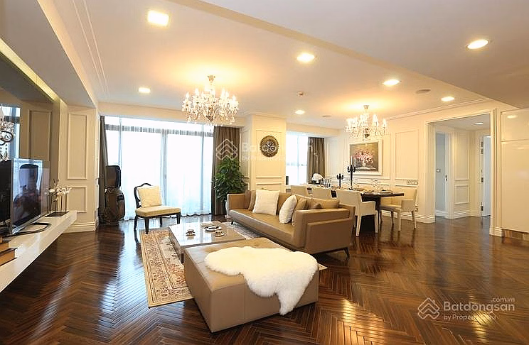 3 bedroom apartment for sale - Thao Dien Pearl 136m2 - extremely beautiful view