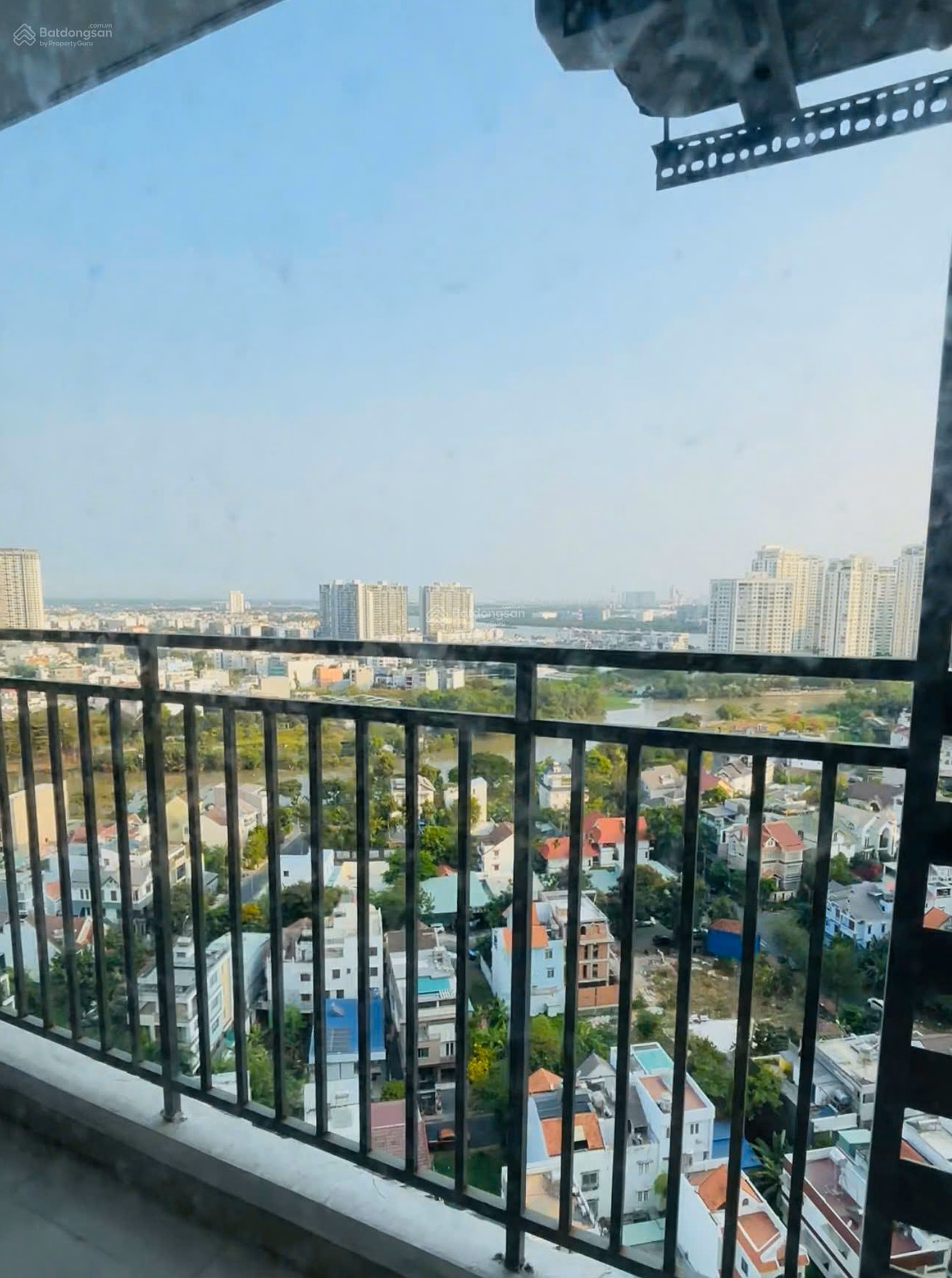 Hot! Urgent sale 3 bedroom apartment The Sun Avenue An Phu District 2 full NT cheap price 8.1 billion open view