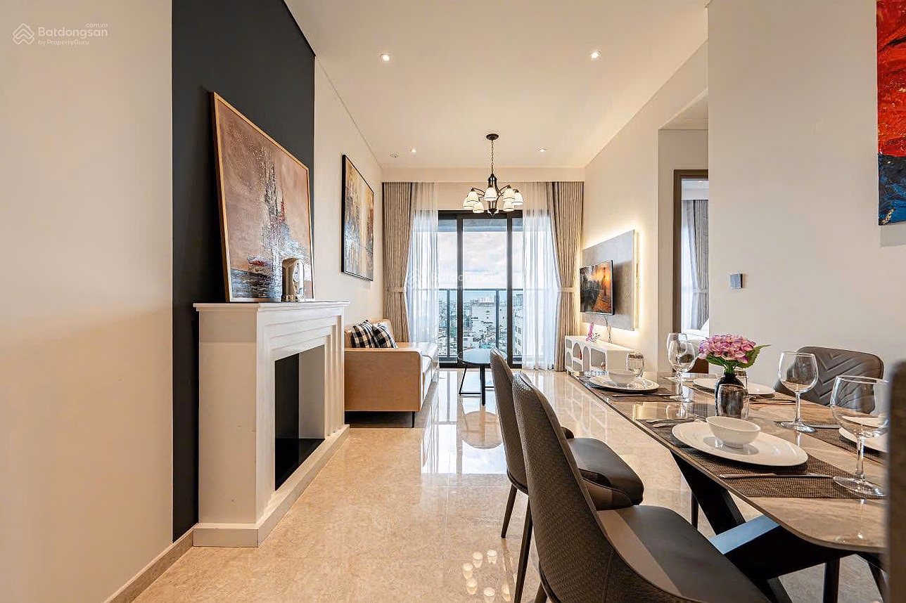 2 bedroom apartment for rent, 73m2 at The Marq, District 1, good price 45 million VND