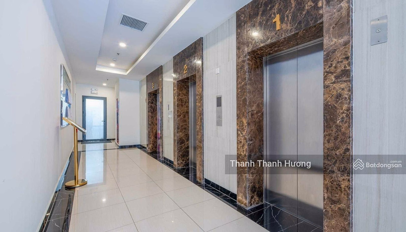 Urgent sale of 3 bedroom apartment in District 7 - Metro Line - Q7 Boulevard