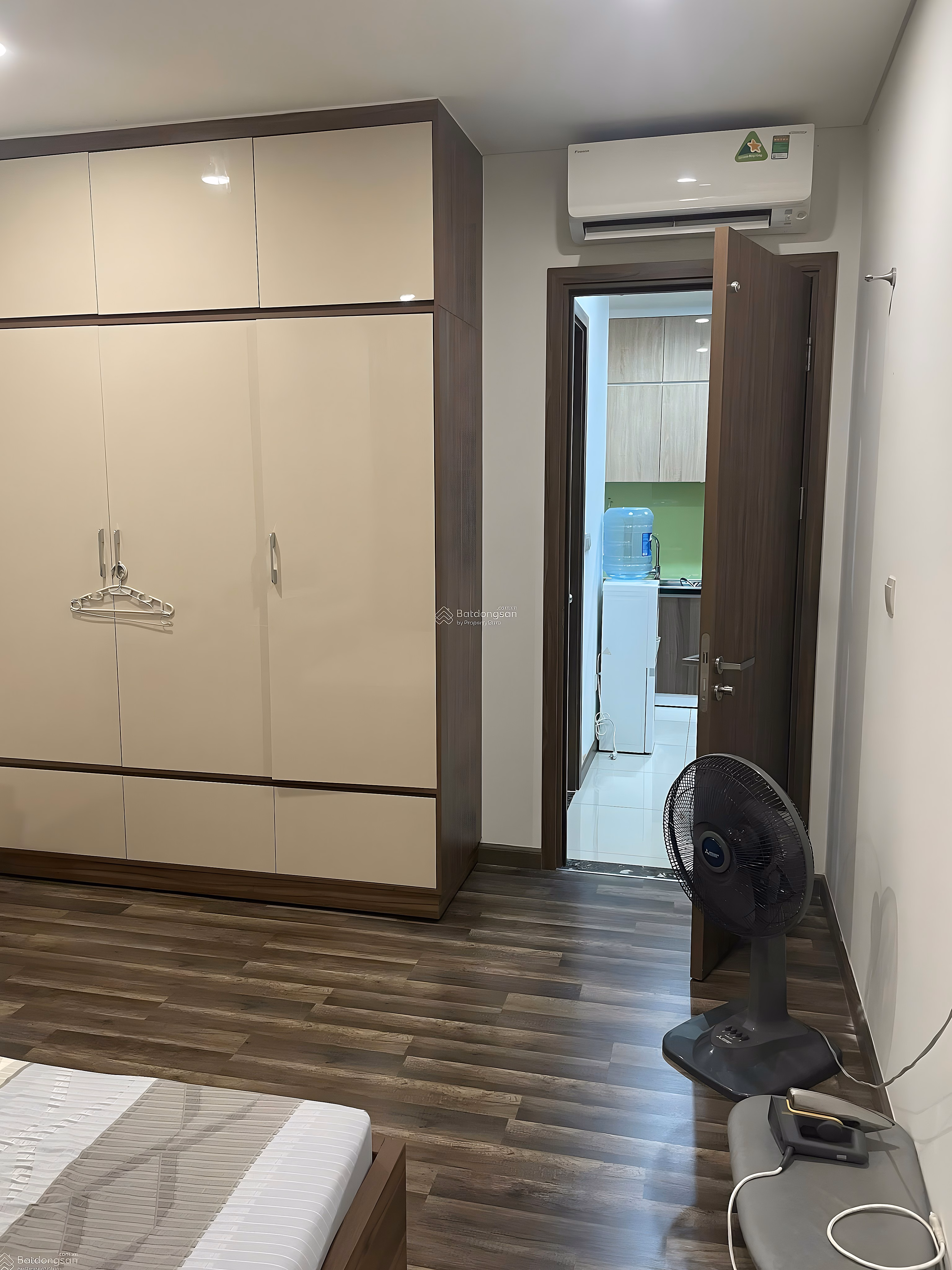 Directly with the owner, rent the apartment at HaDo Centrosa District 10, only from 17 million, 53m2, 1bedroom+, 1WC