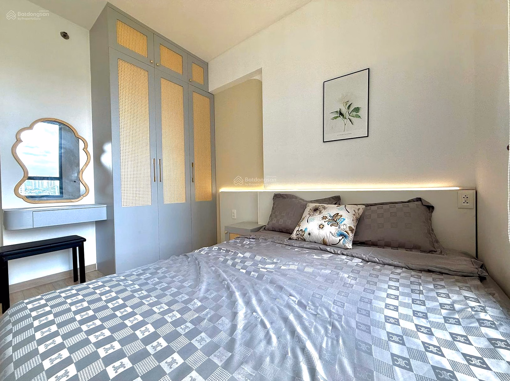 Thuy specializes in shopping carts for Masteri 1-bedroom, 2-bedroom apartments - luxury interiors, cheap prices, details below