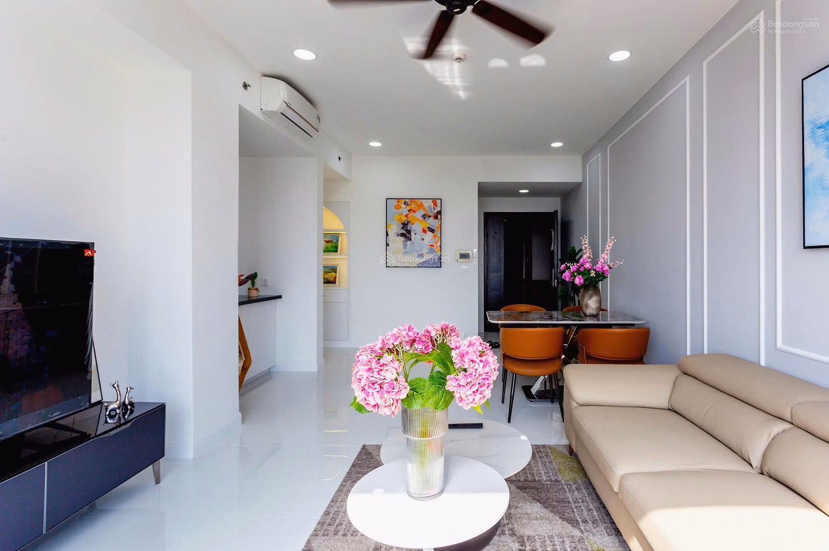 Sunrise City apartment for sale in District 7 opposite Lotte Mart