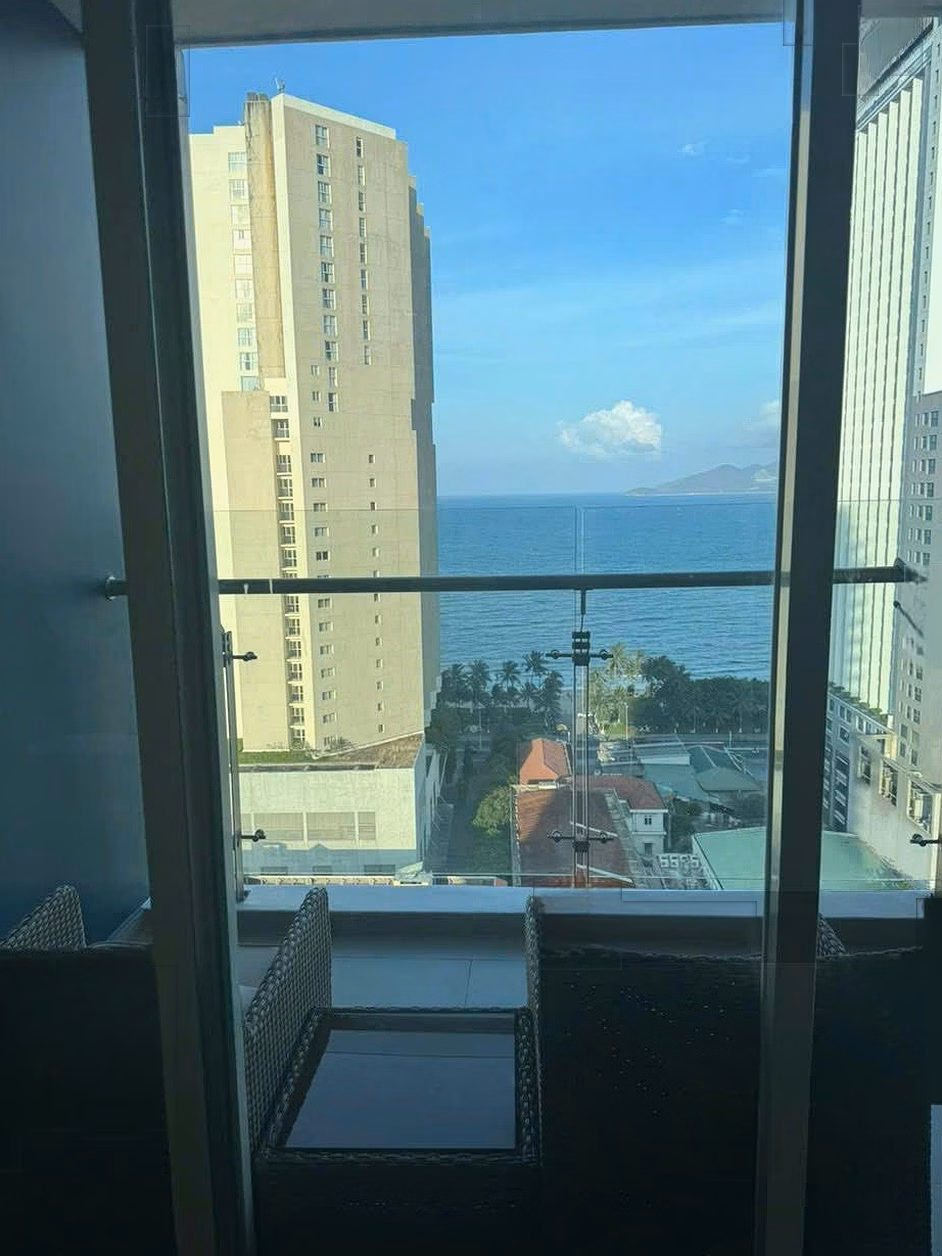 Studio apartment for rent with sea view in Tui Blue building (Ariyana) 18 Tran Hung Dao