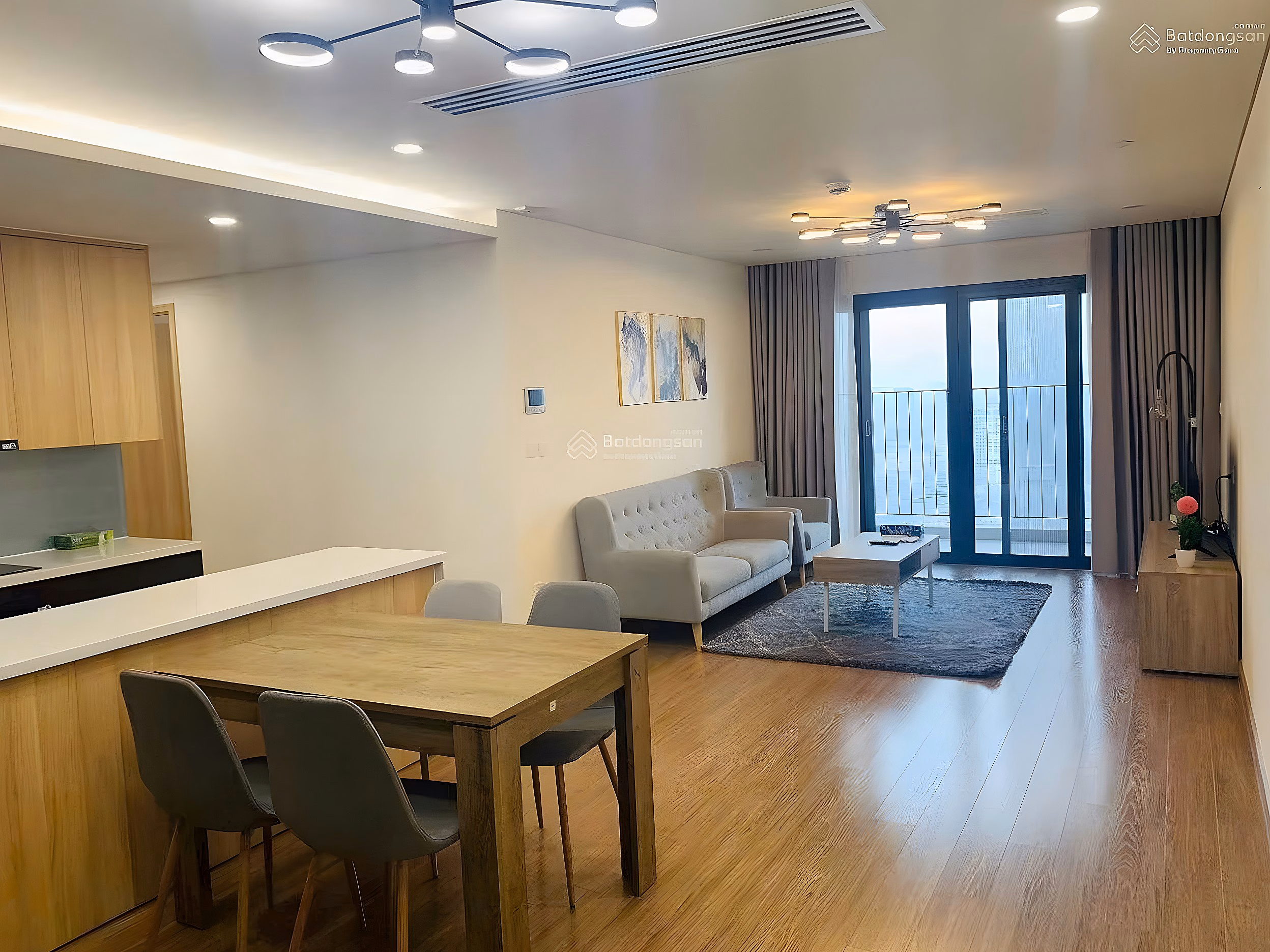 Real price for sale Home City 177 Trung Kinh. 70m2 price 7 billion 2N 2W. Includes fully furnished books