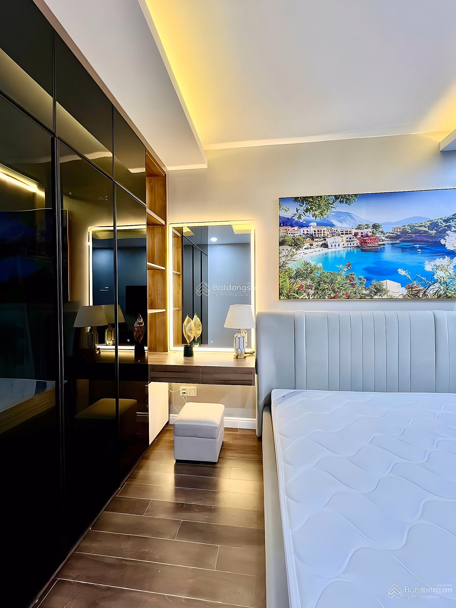 Need to sell urgently 2 bedroom apartment A10 Nam Trung Yen, Cau Giay. Area: 65m2 6.8 billion, fully furnished