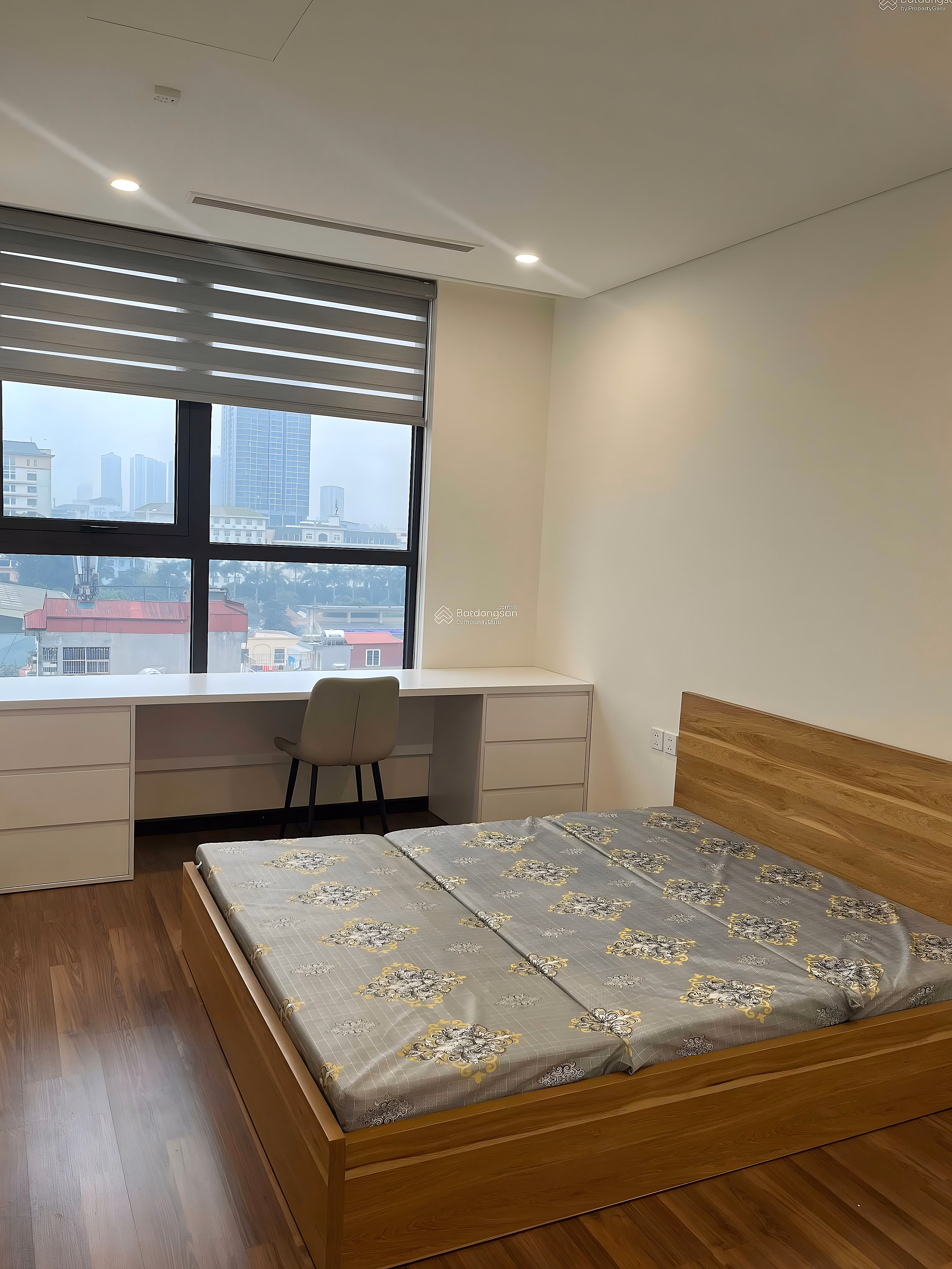 Real price CH 219 Trung Kinh 70m 2n2w price 6m9. The book has a car slot available