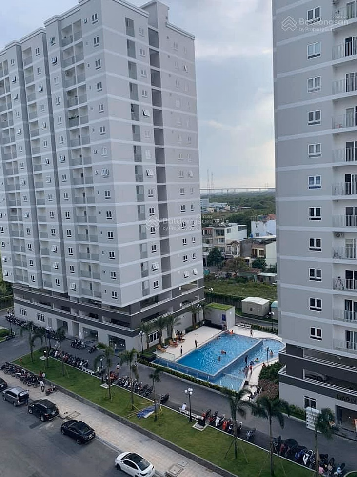 Apartment for sale right on the corner of 2BRs-2WCs at Orchid Park, Nguyen Luong Bang, 3.12 billion, 75m2, furniture included!