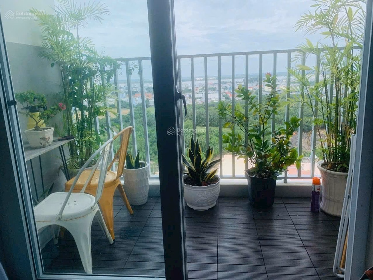 Selling beautiful corner apartment at Orchid Park, 3 billion, 72m2, 2 bedrooms-2 bathrooms, free furniture