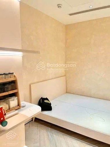 Gold Tower 275 Nguyen Trai 141m² 3 bedrooms 2 bathrooms price 13 billion - fully furnished BC Southeast