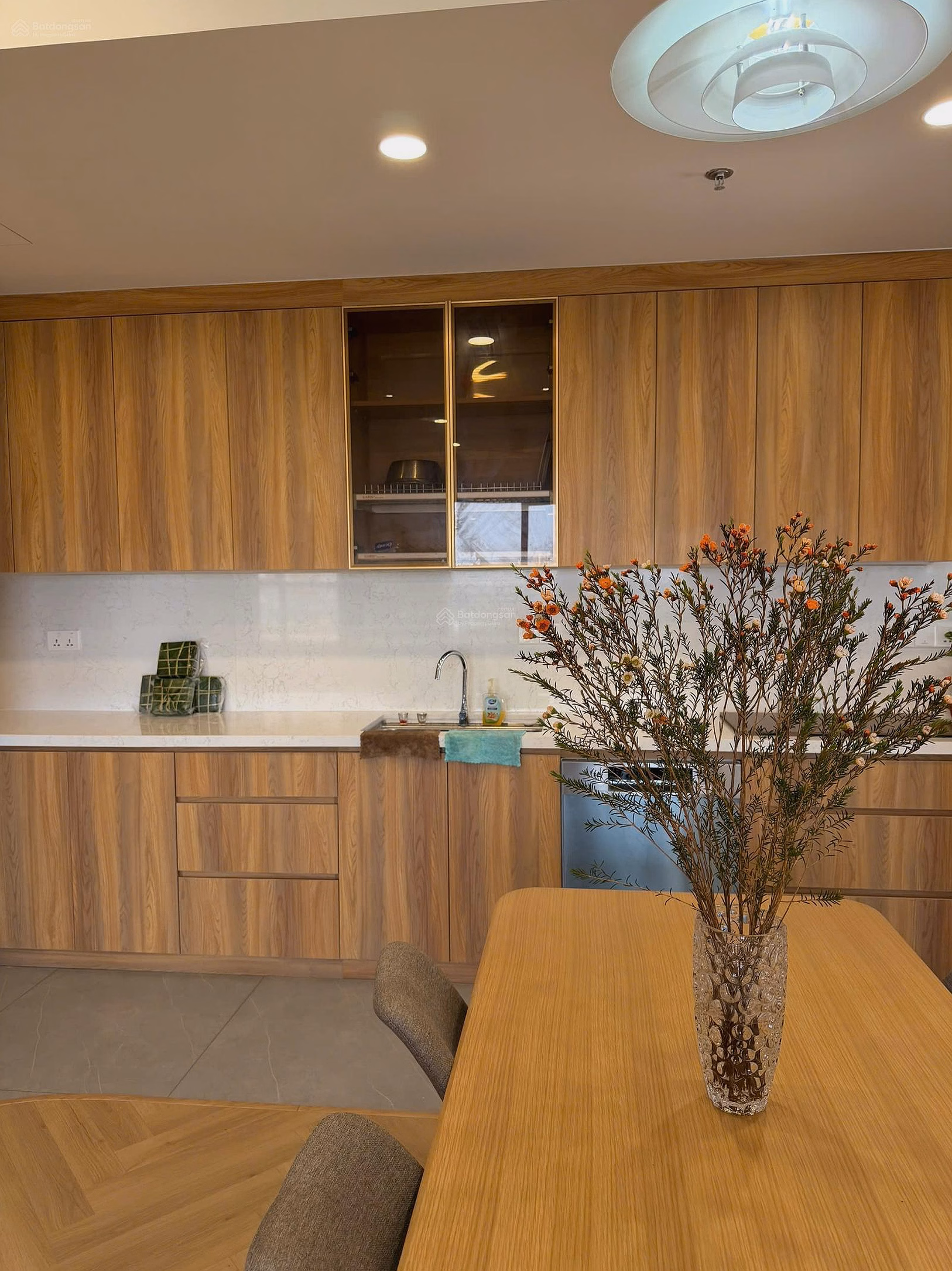25 million/month for apartment 105m2, 3 bedrooms, 2 bathrooms, fully furnished at Celesta Rise***