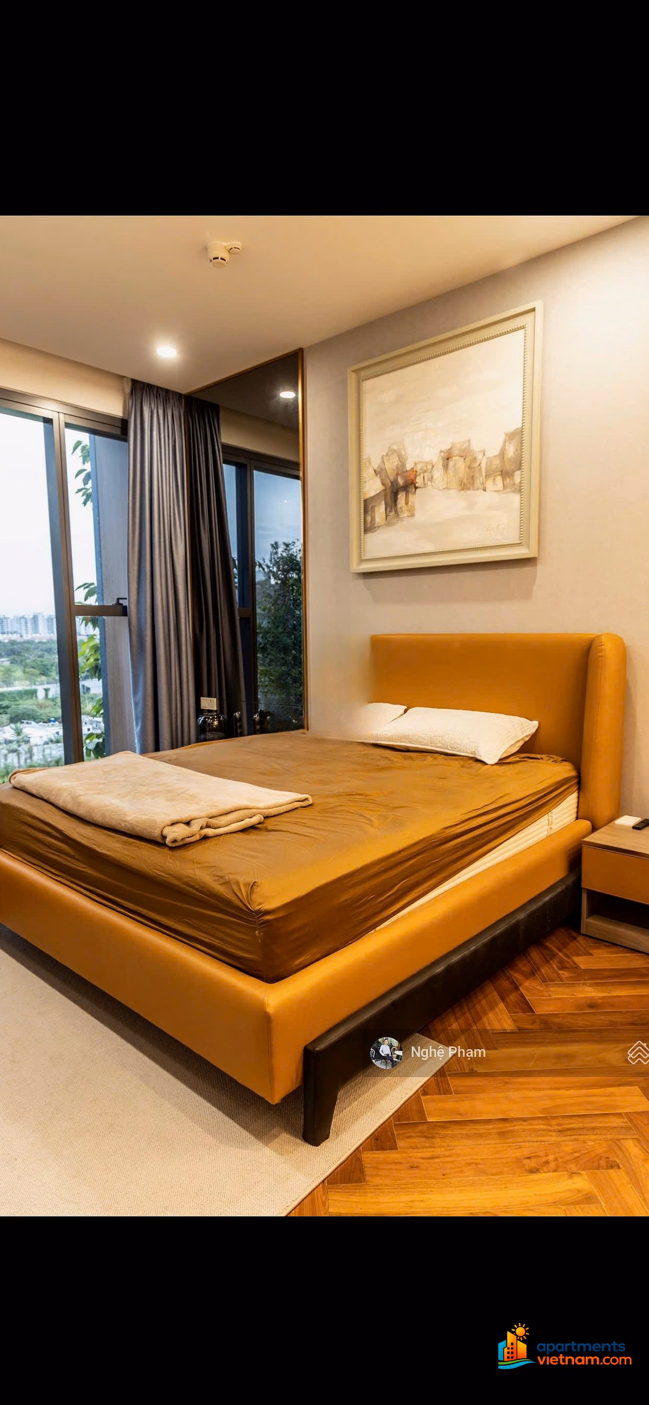 Specializing in renting 1-2-3-4 bedroom apartments in Empire City. River view, high-class furniture, beautiful and airy house