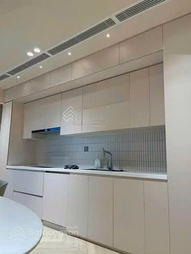Apartment for sale at 88 Lang Ha (139m2, 3 bedrooms, 3 bathrooms, price 15 billion)