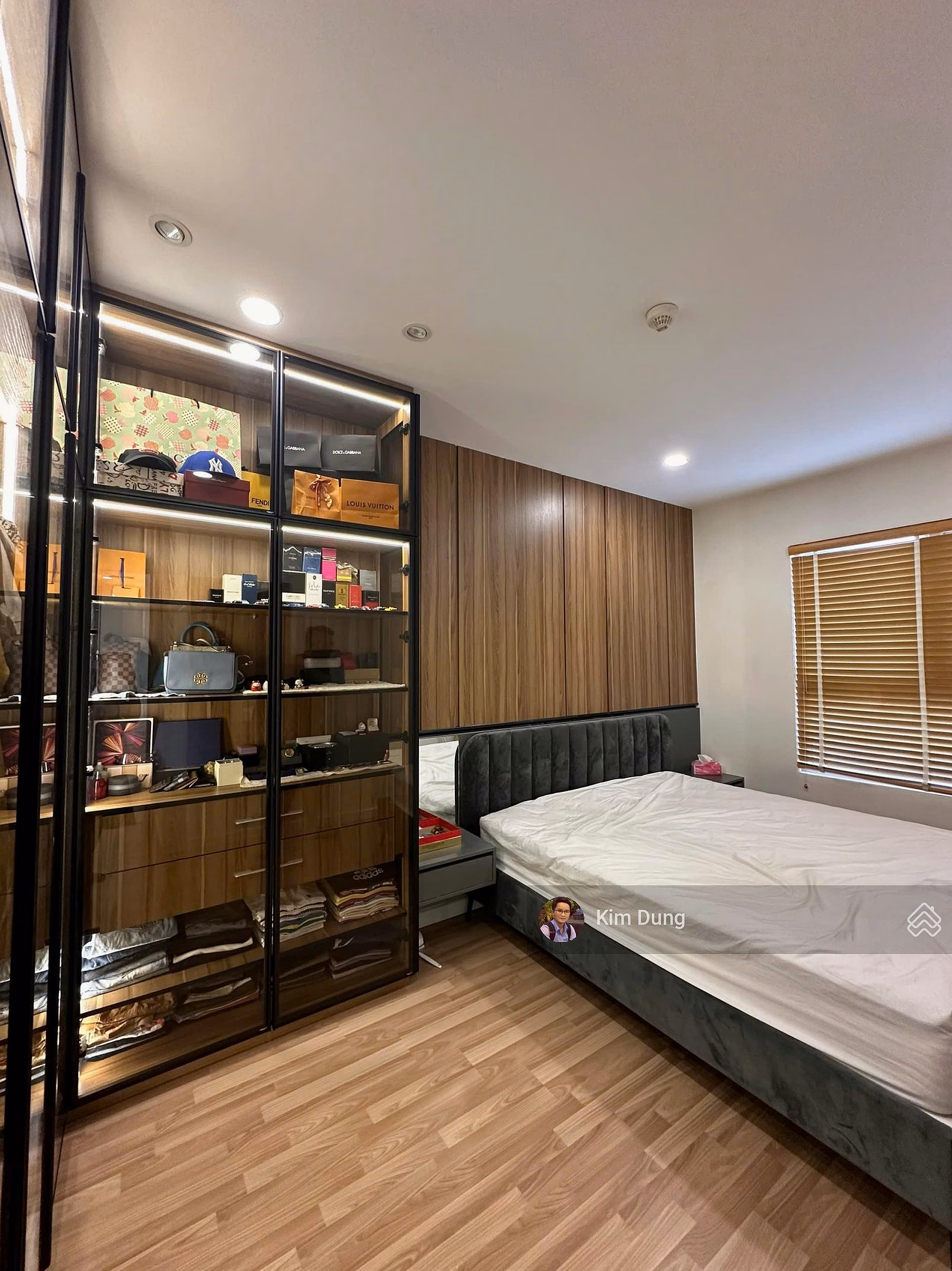 Selling Diamond Riverside apartment for 3.1 billion 2 bedrooms, 2 bathrooms, high-end design at Vo Van Kiet, District 8, HCM