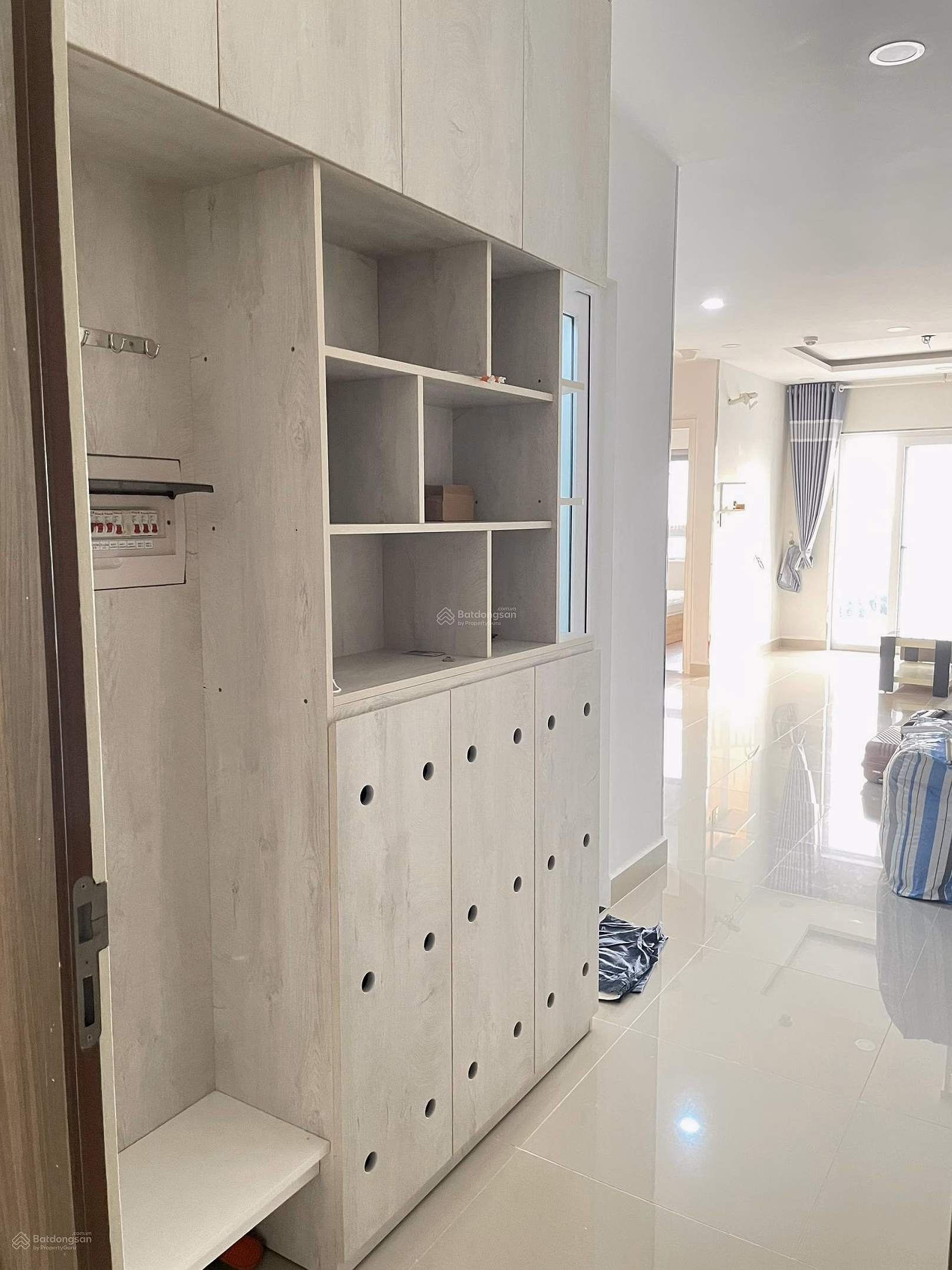 Selling Orchid Park apartment with book, 75m2, 2 bedrooms - 2 bathrooms, price 3 billion - donated to NT. Can borrow from all banks