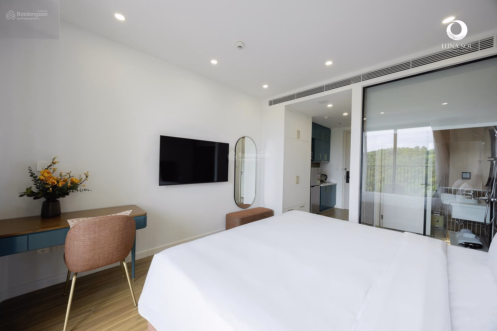 Deep hole Studio apartment with mountain view, fully furnished for rent