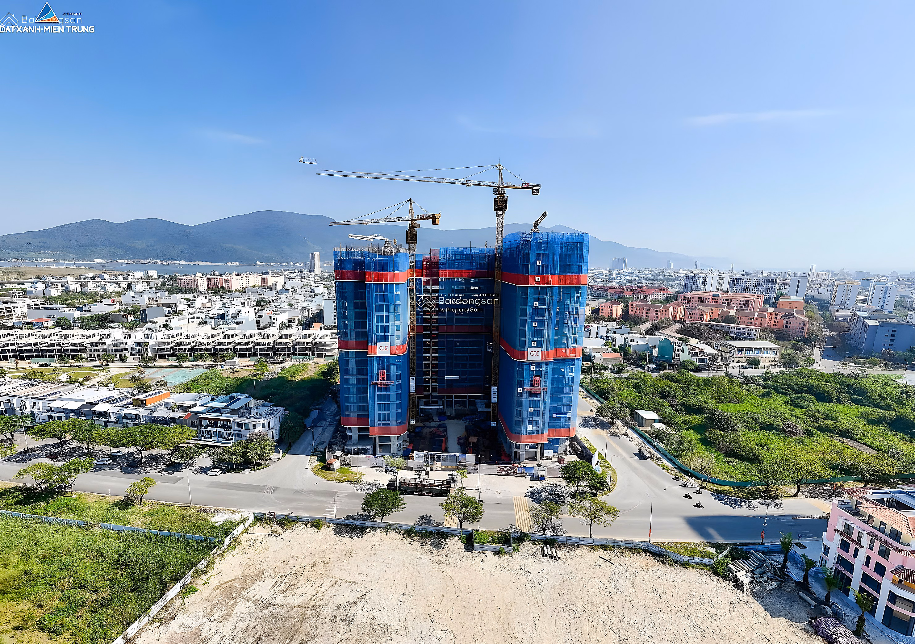 Hot! Peninsula Da Nang fireworks view apartment - High floor apartment fund - Han river view - Long-term pink book