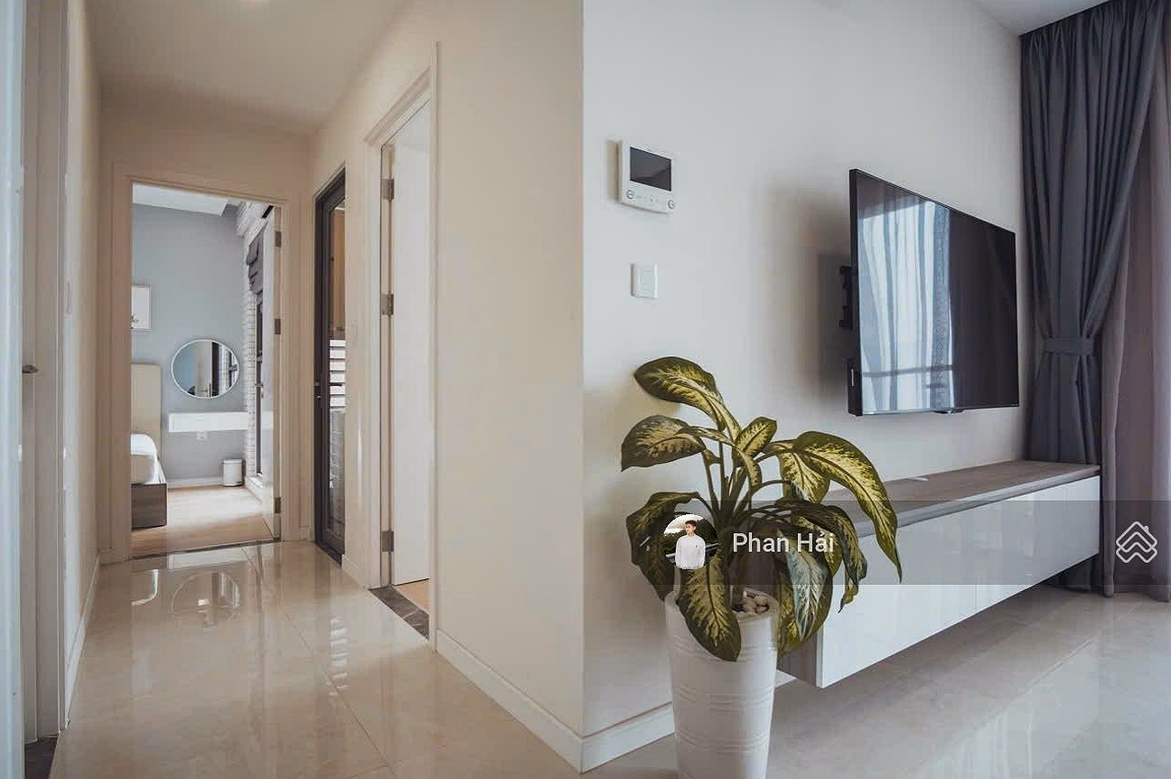 Millennium 2 bedroom 2 bathroom cheap price 20 million beautiful view only 1 unit 0339 587 *** Hai