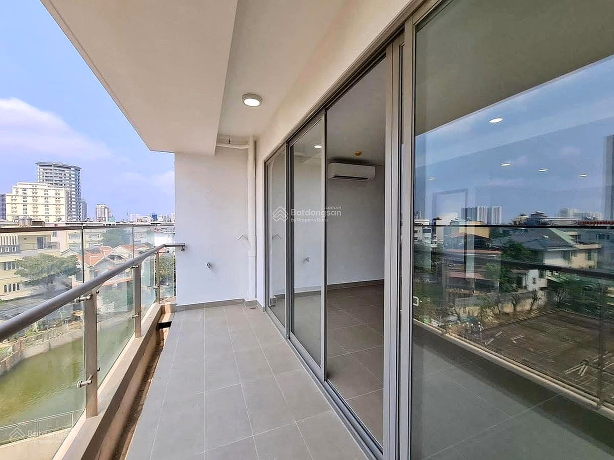 River Panorama for rent 3 bedrooms 2 bathrooms 114m2 super spacious NTCB price only 17 million