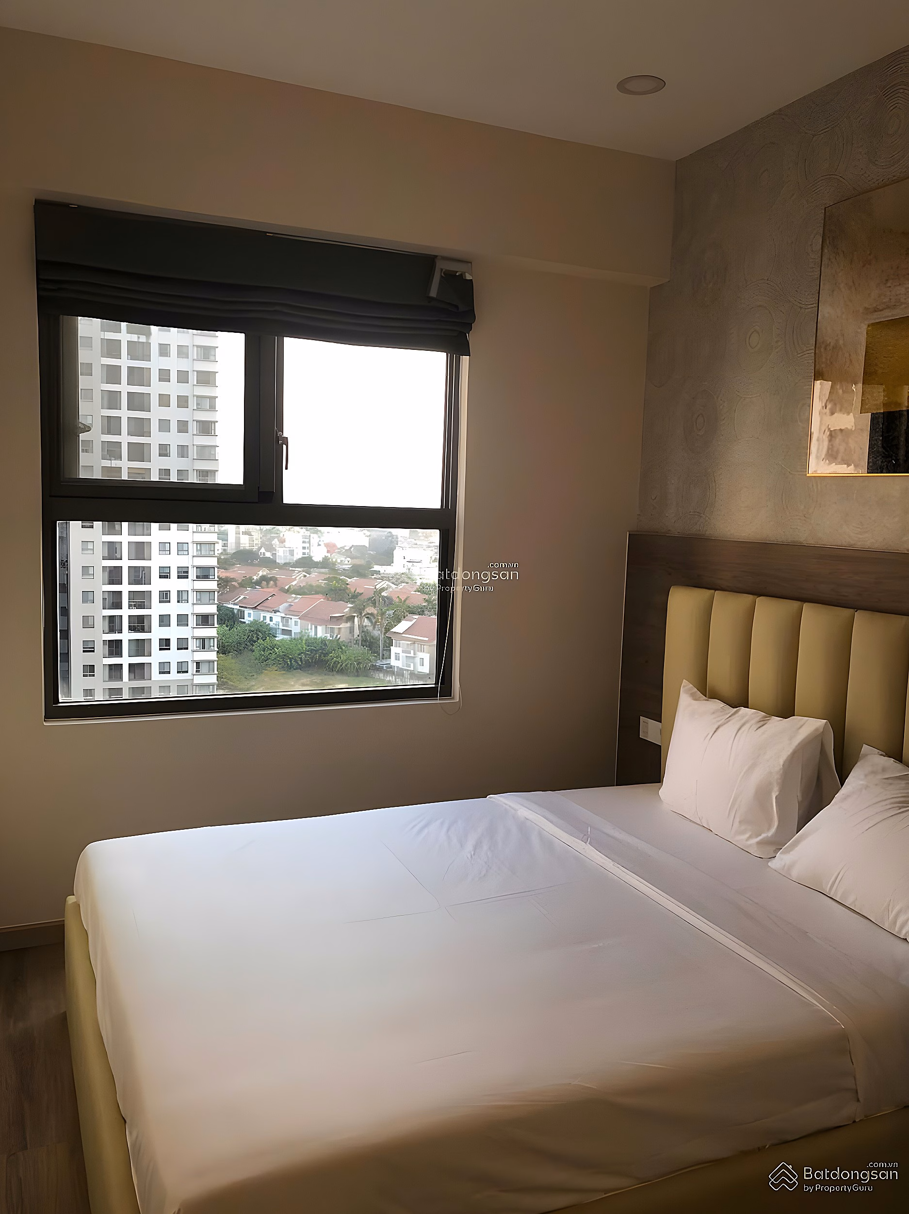 Saigon South Residence apartment for rent with beautiful pool view, full of high-class furniture