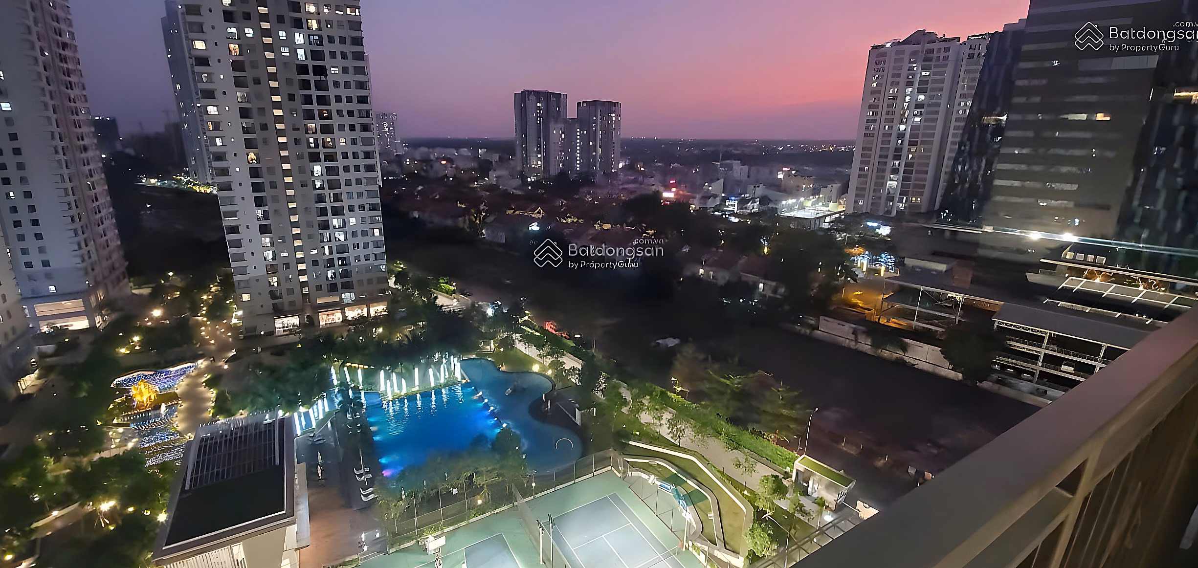 Saigon South Residence apartment for rent with beautiful pool view, full of high-class furniture