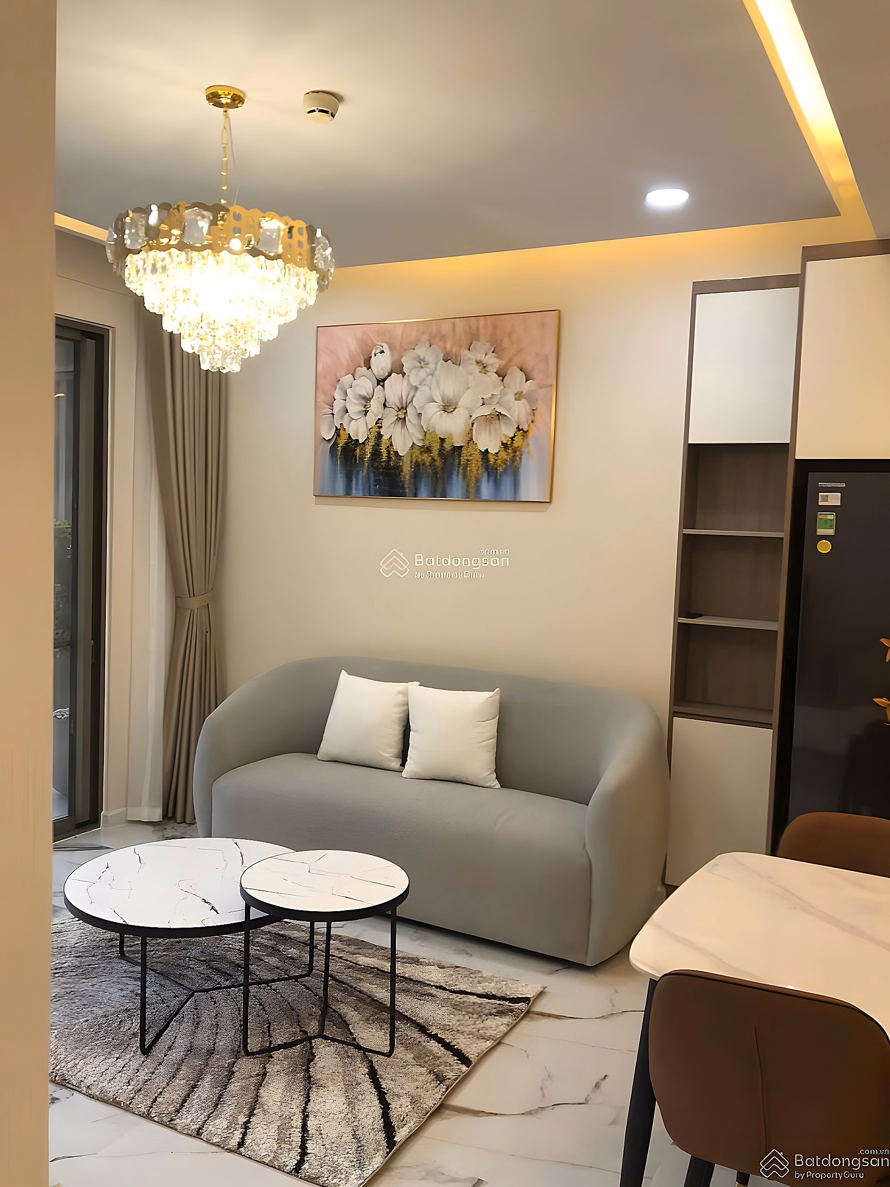 Saigon South Residence apartment for rent with beautiful pool view, full of high-class furniture