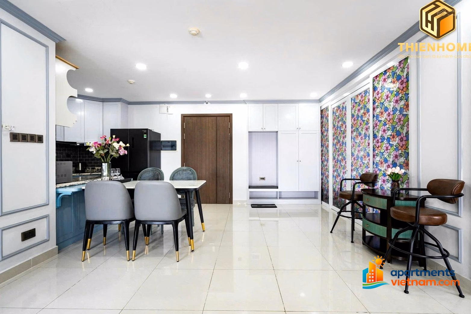 Saigon Royal for best price***: OT/13.5 million, 1 + 1 bedroom/18.9 million, 2 bedroom/25.9 million, 3 bedroom/43.9 million