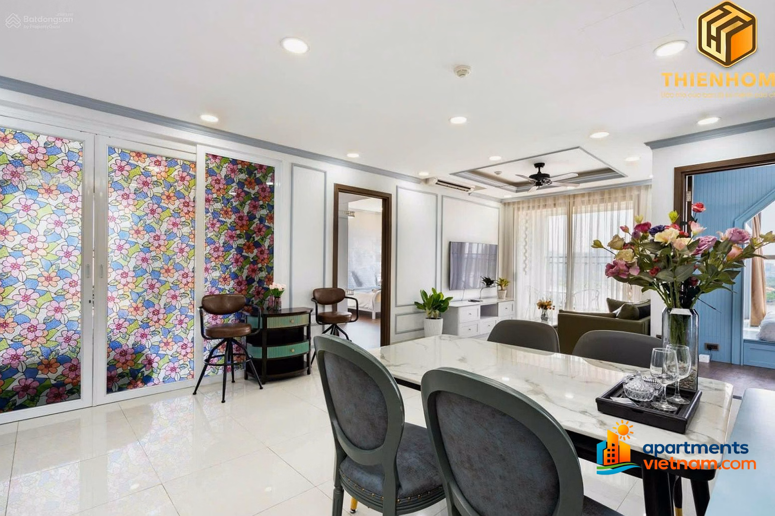 Saigon Royal for best price***: OT/13.5 million, 1 + 1 bedroom/18.9 million, 2 bedroom/25.9 million, 3 bedroom/43.9 million