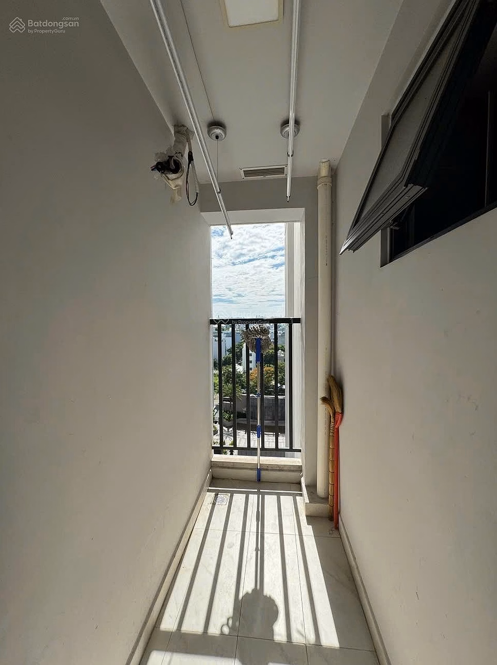 Lovera Vista ready pink book apartment for sale 65m2 - 2 bedrooms, 2 bathrooms with cool pool view for 3.3 billion