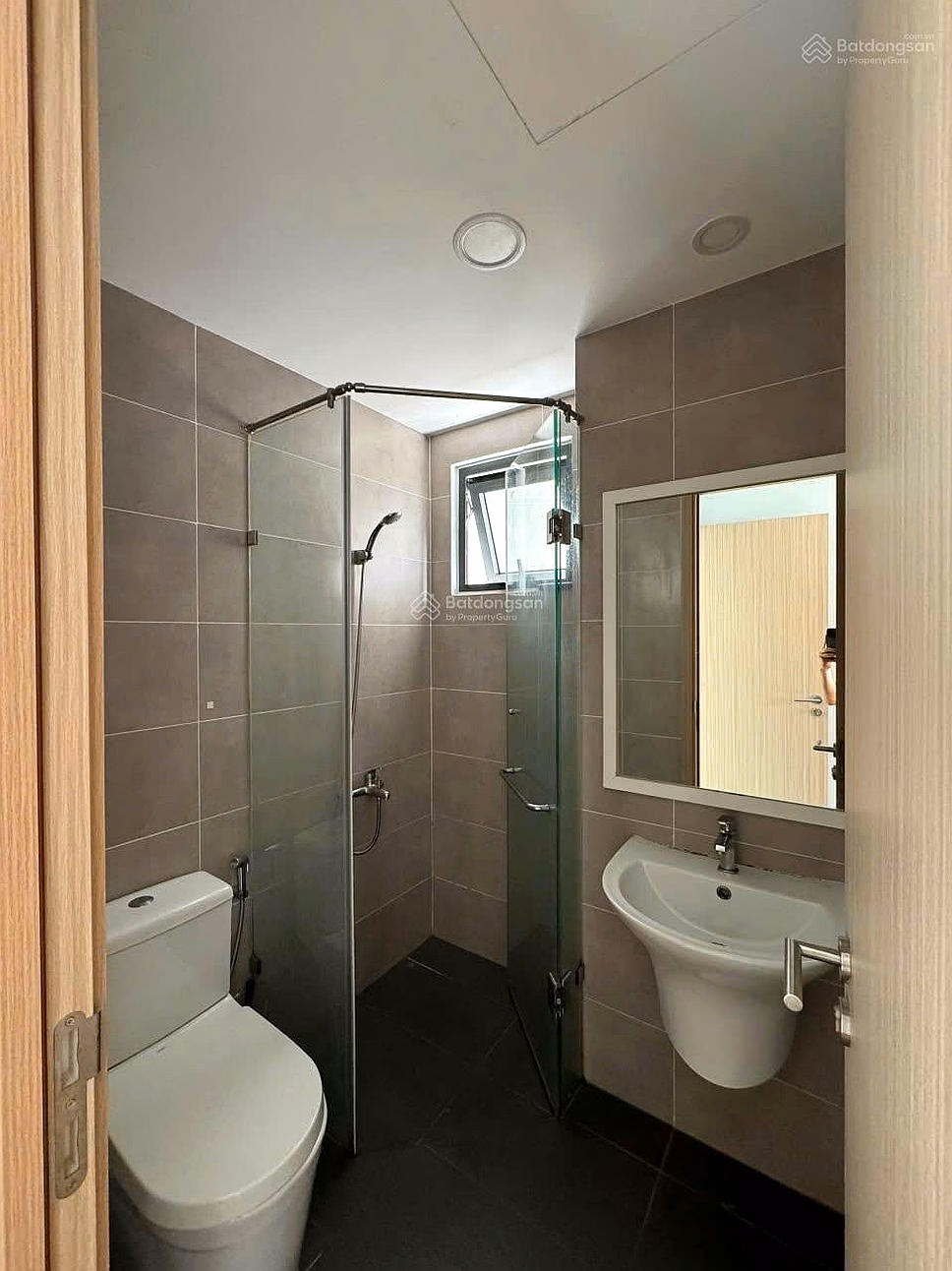Lovera Vista ready pink book apartment for sale 65m2 - 2 bedrooms, 2 bathrooms with cool pool view for 3.3 billion