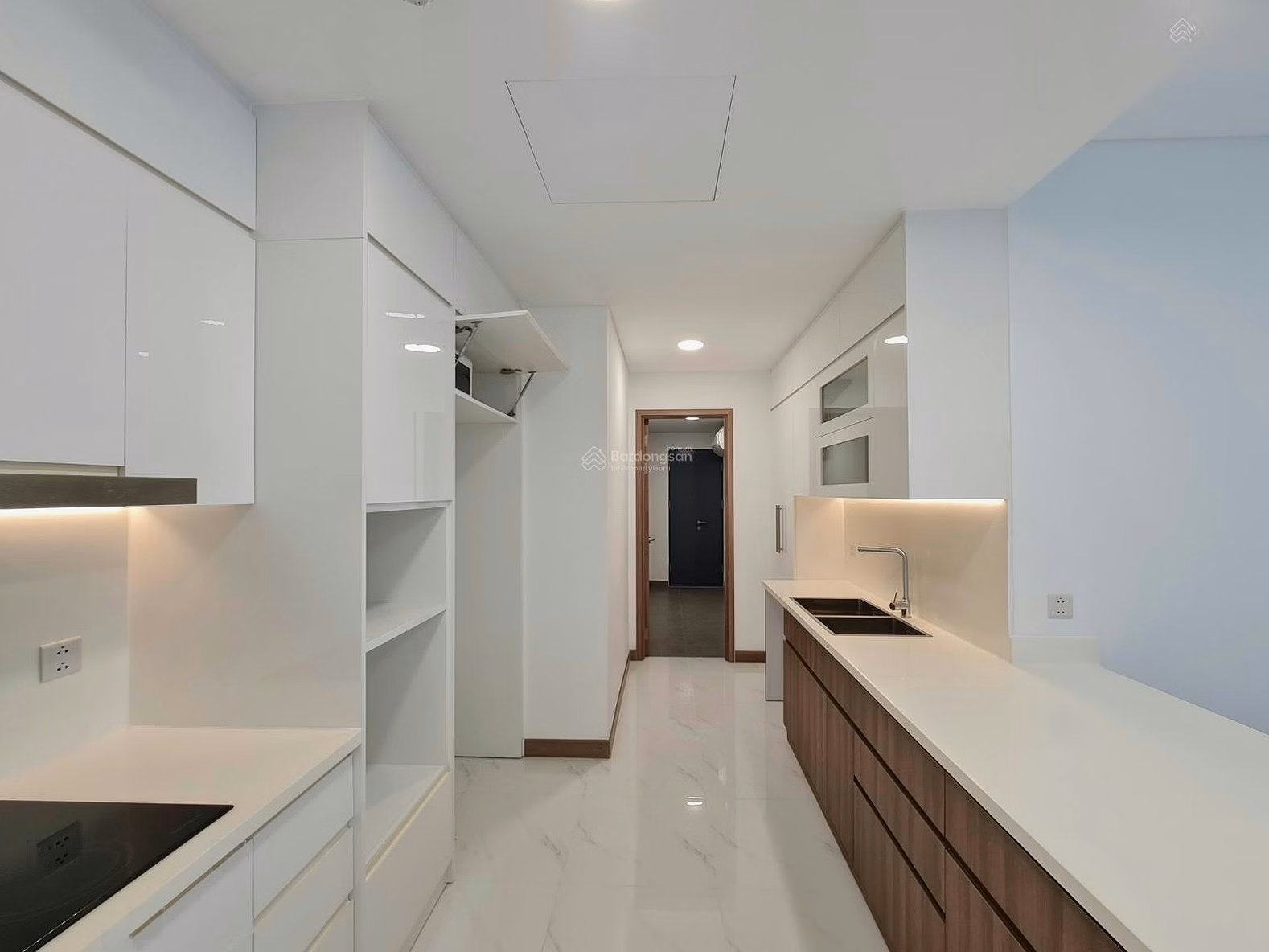 Don't rush to buy Sunwah Pearl. If you haven't yet, check out the 2 bedroom 3 bedroom shopping cart with good prices from PKD 07/2026