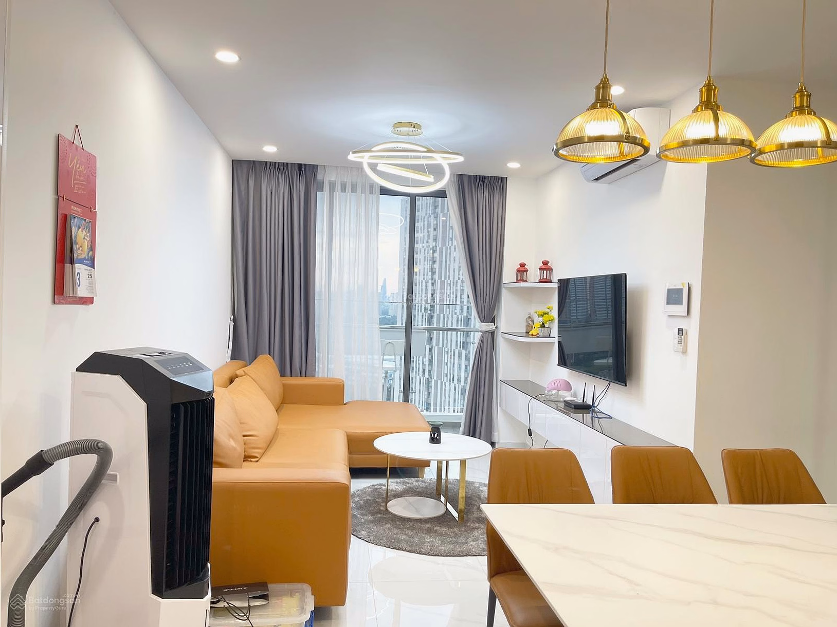 Precia apartment for sale 2 bedrooms 6 billion, including fees, full interior, pool view, pink book: 0939 720 ***