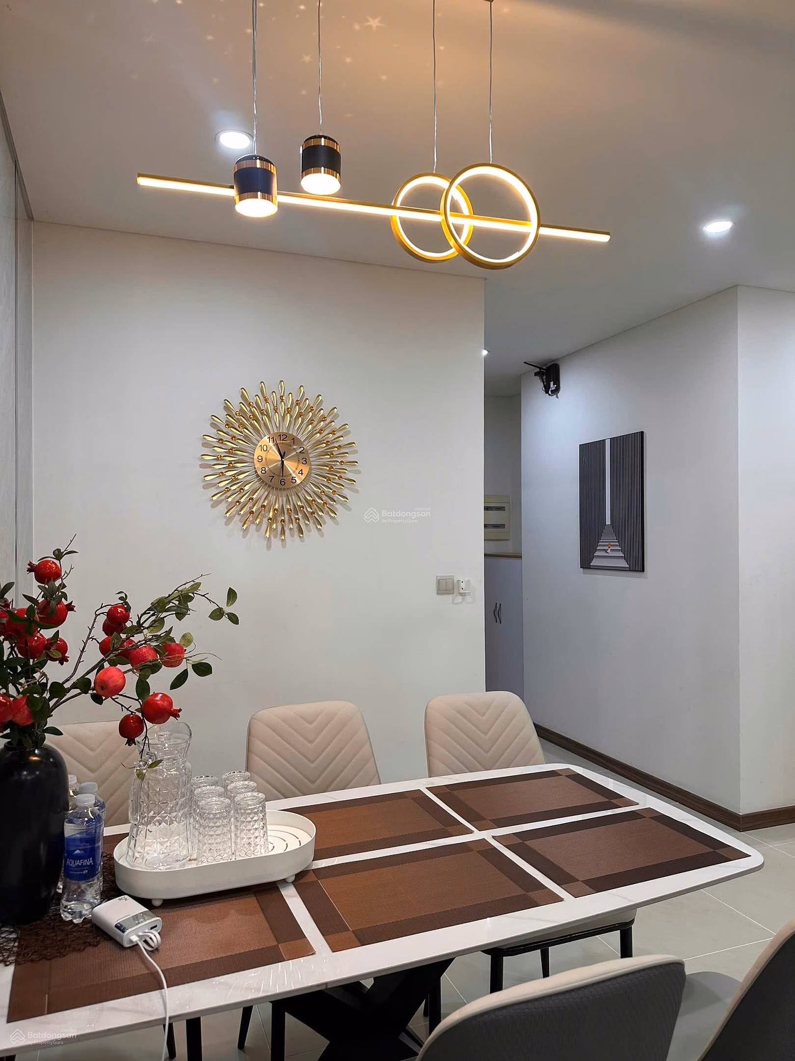 Update the latest Ha Do Centrosa apartment rental price list, many vacant apartments are available for quick viewing